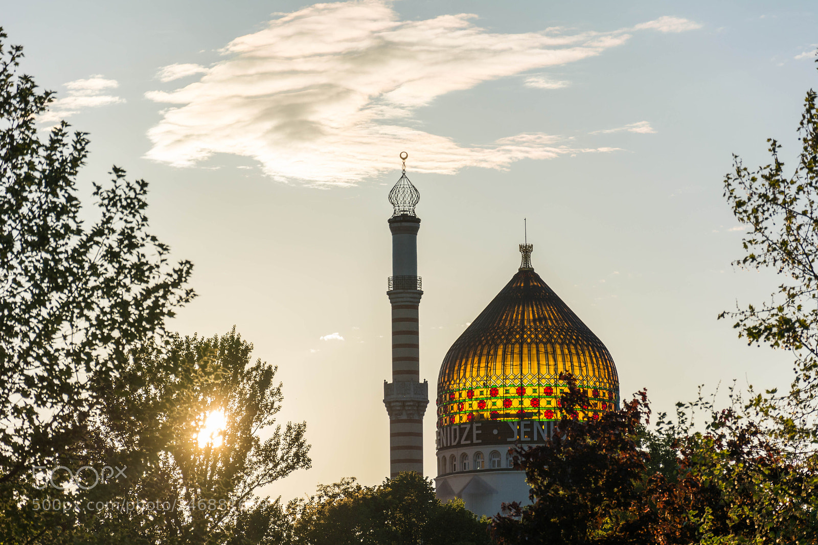 Nikon D5200 sample photo. Dresden yenidze photography