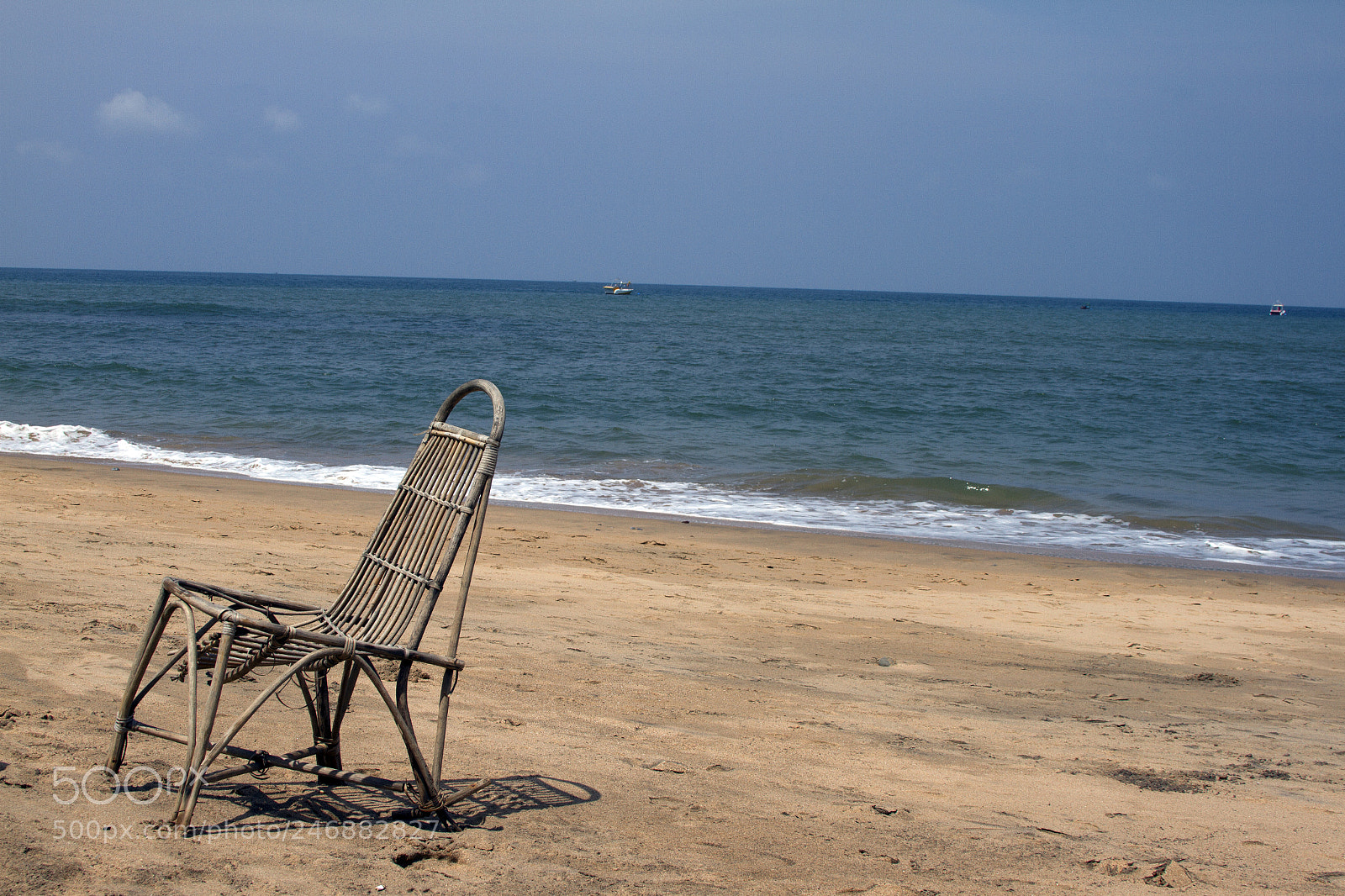 Canon EOS 7D sample photo. The lonely wattled chair photography