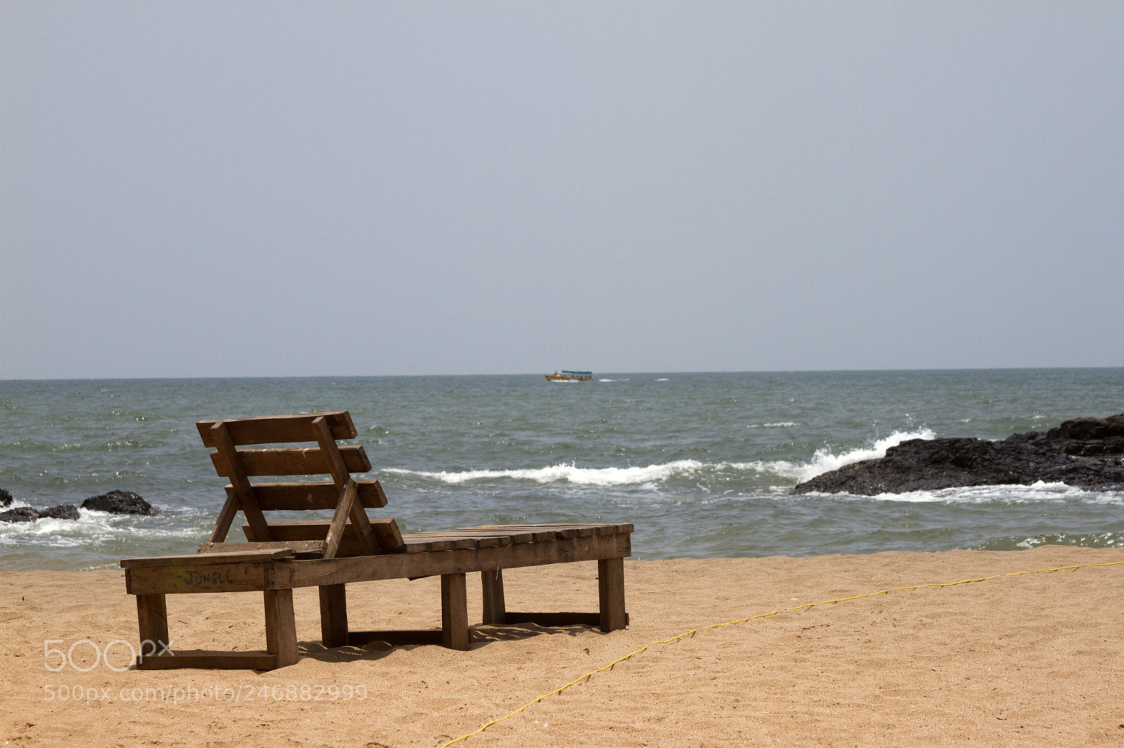 Canon EOS 7D sample photo. Plank bed on a photography