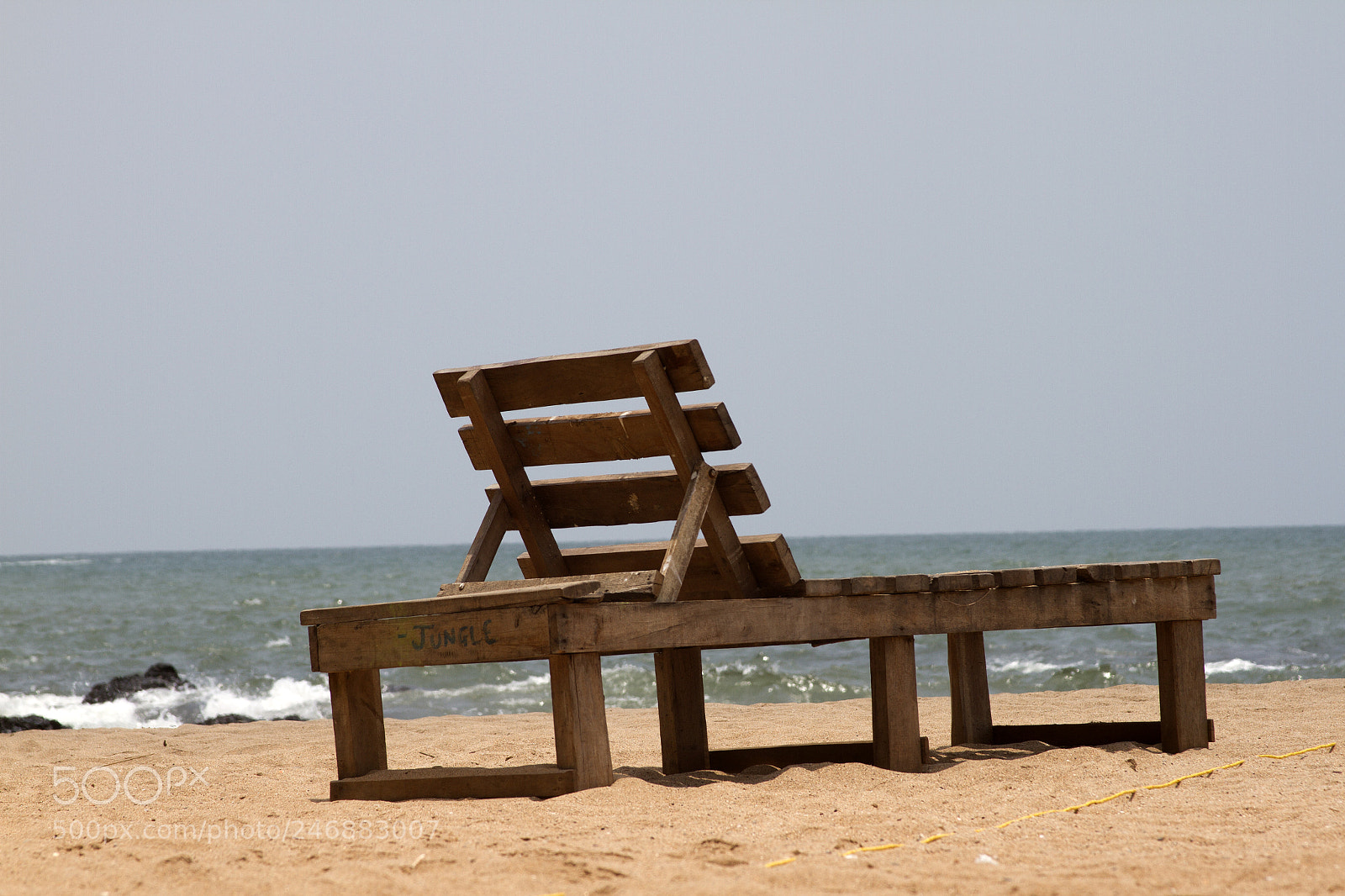 Canon EOS 7D sample photo. Plank bed on a photography