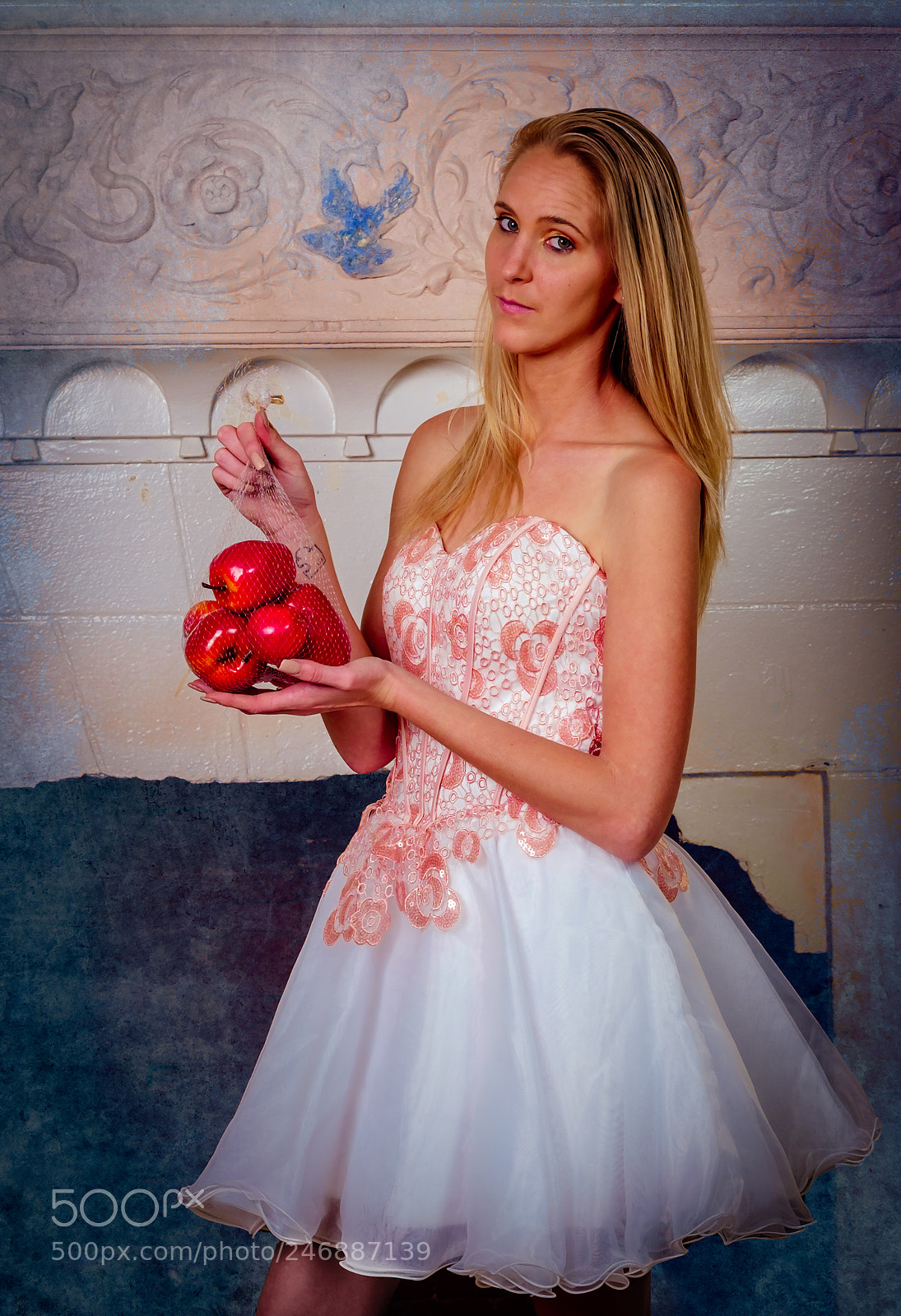 Fujifilm X-T1 sample photo. Apples anyone? photography