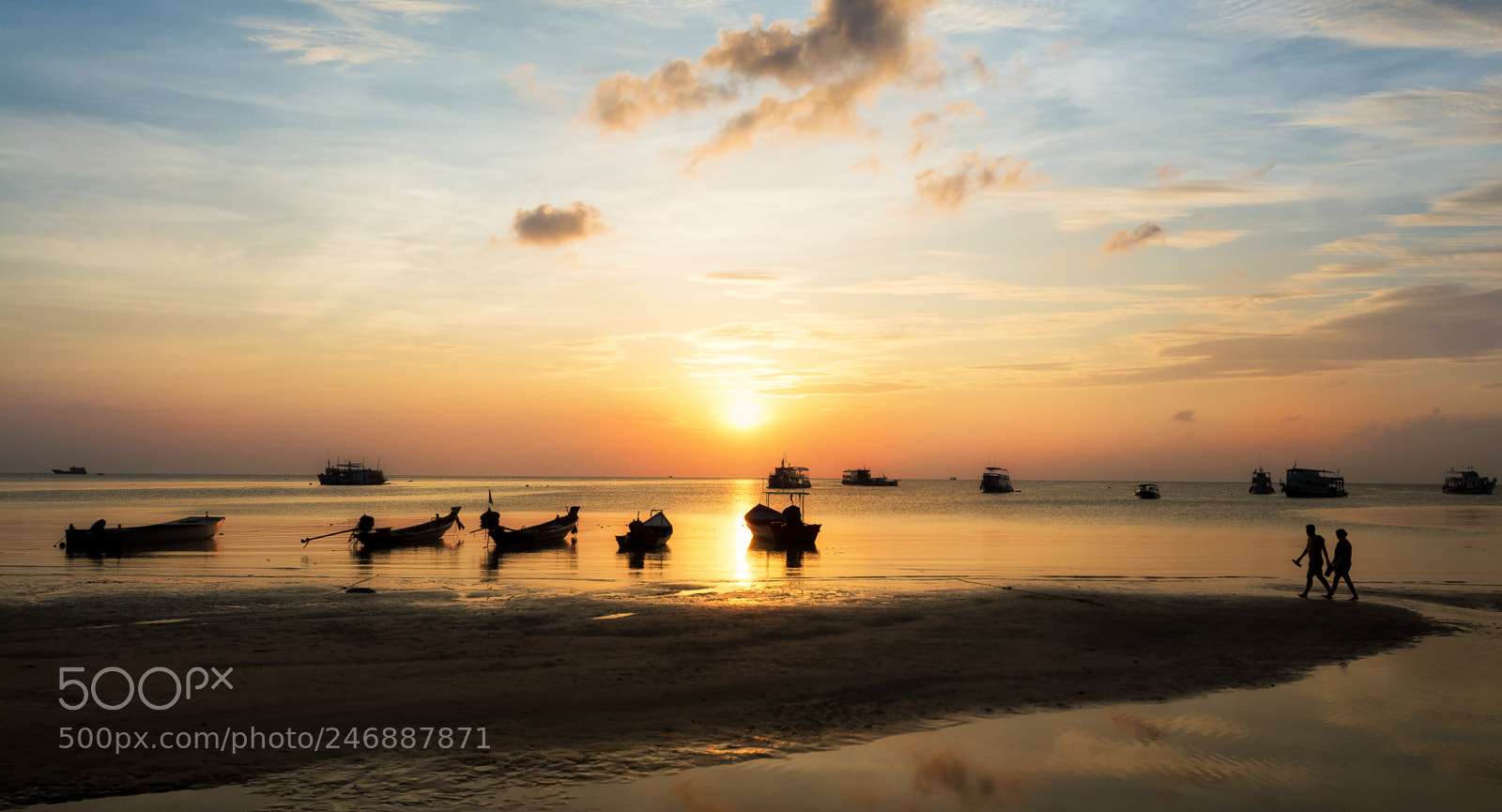 Nikon D7100 sample photo. Couple walking on beach photography