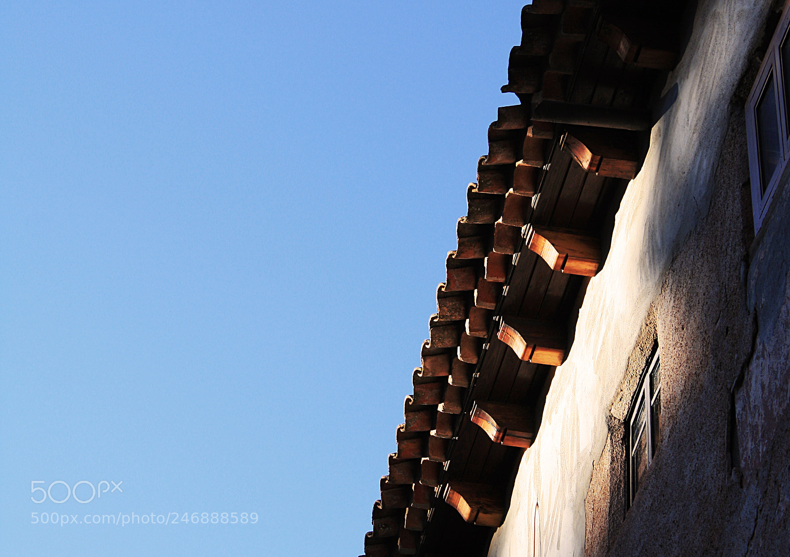 Canon EOS 1000D (EOS Digital Rebel XS / EOS Kiss F) sample photo. The window photography