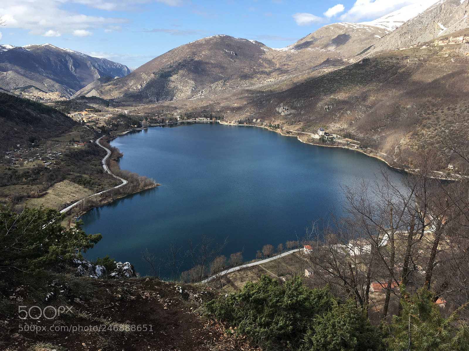 Apple iPhone SE sample photo. Abruzzo, lake photography