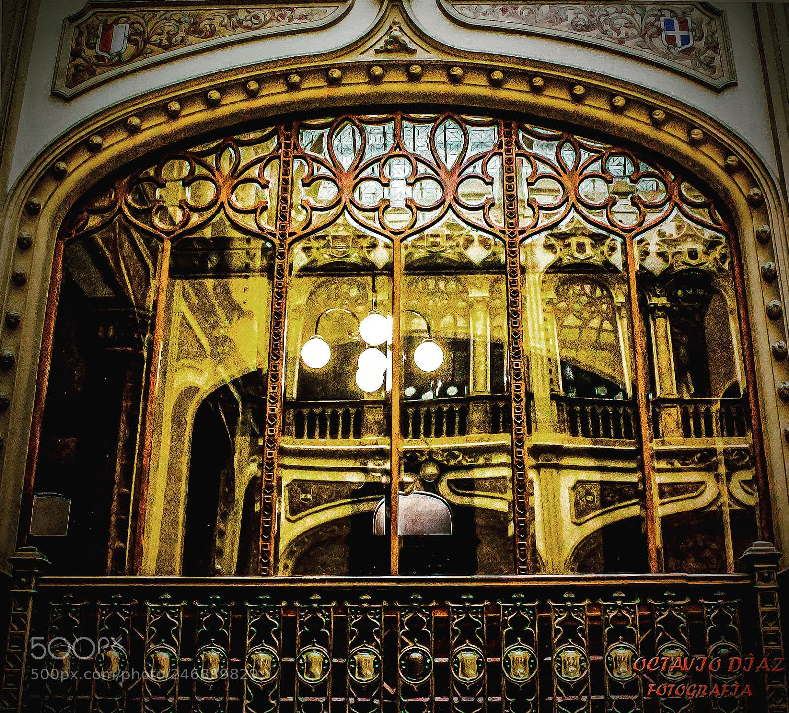 Canon EOS 1200D (EOS Rebel T5 / EOS Kiss X70 / EOS Hi) sample photo. Palacio de correos photography