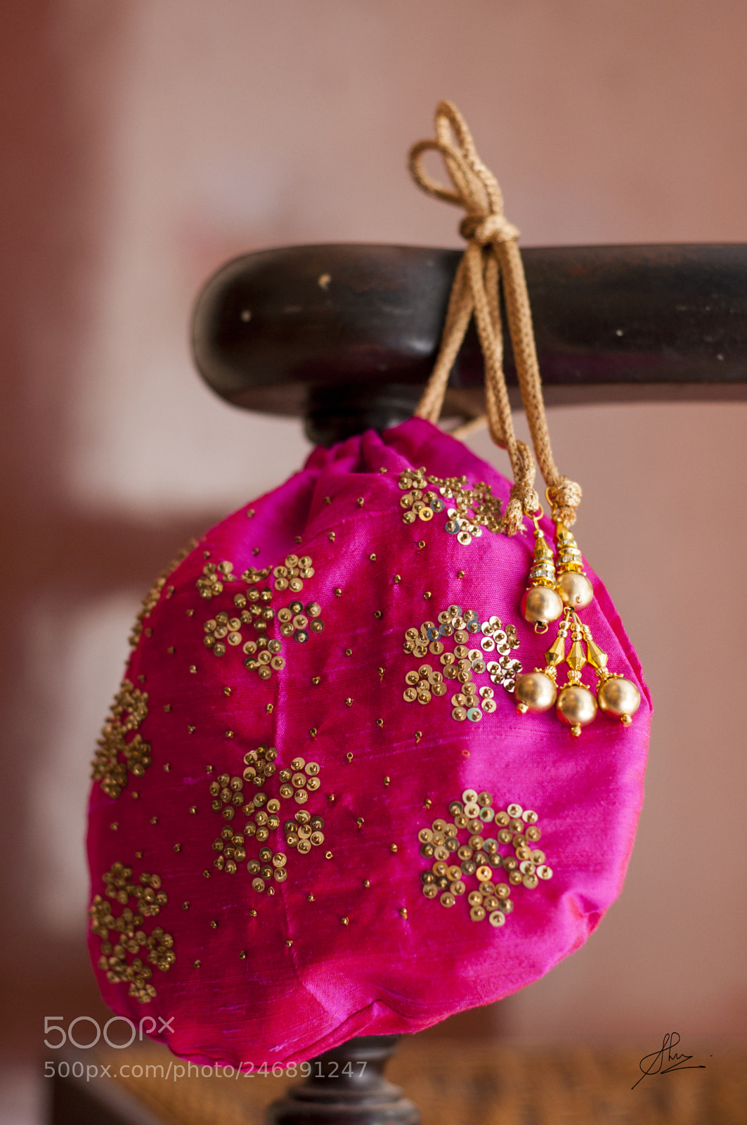 Nikon D90 sample photo. Accesorries photography