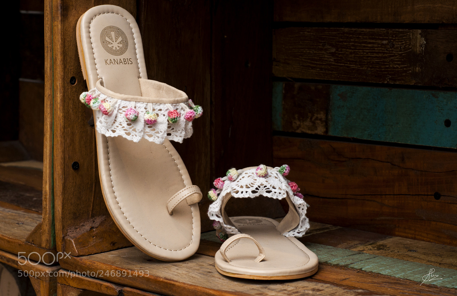 Nikon D90 sample photo. Accesorries photography