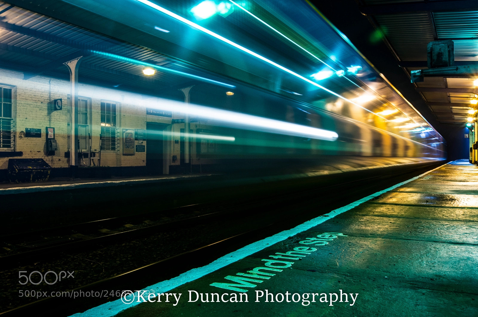 Sony Alpha DSLR-A580 sample photo. Night train photography