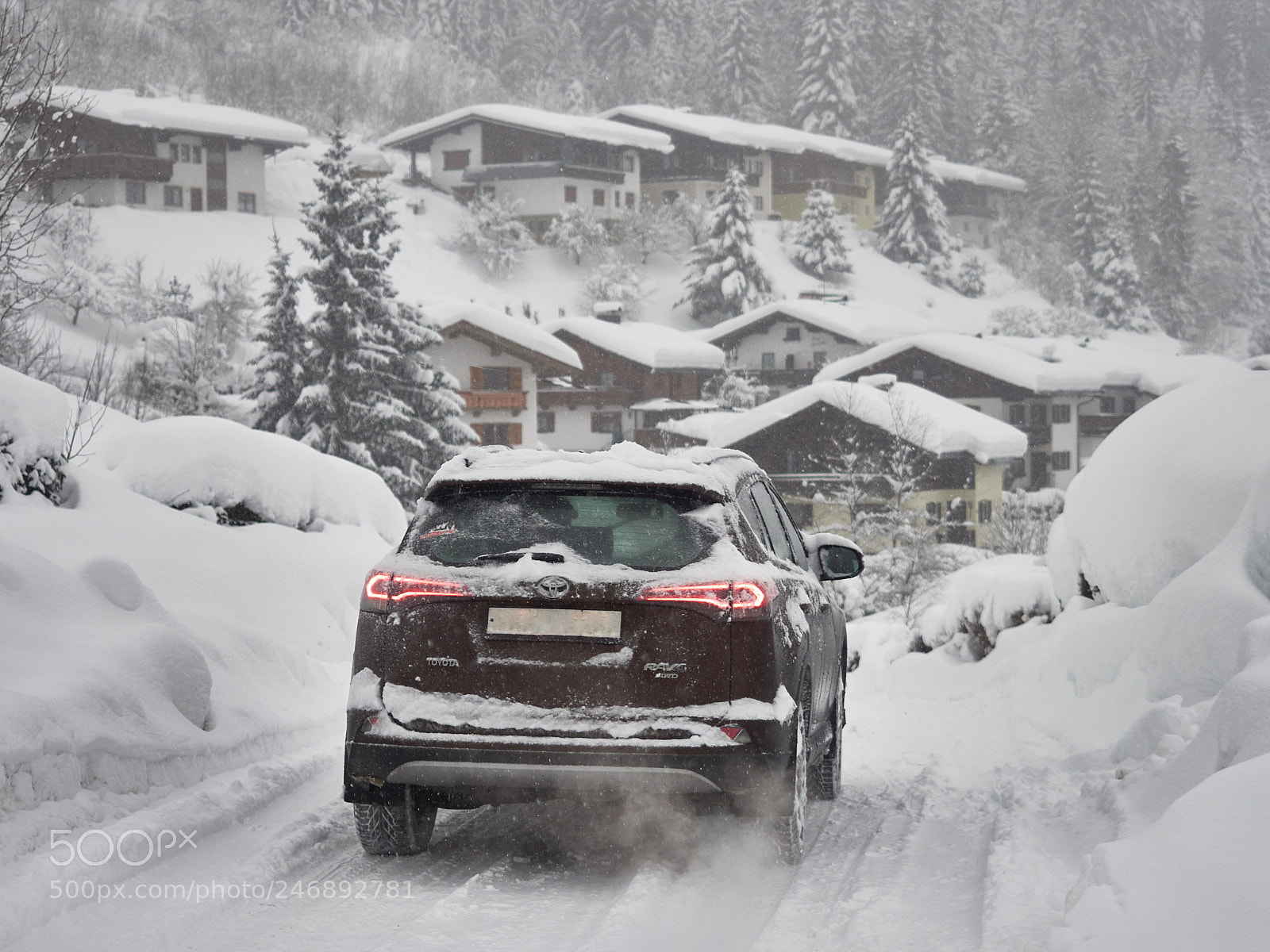 Olympus OM-D E-M1 Mark II sample photo. Snowfall in the alps photography