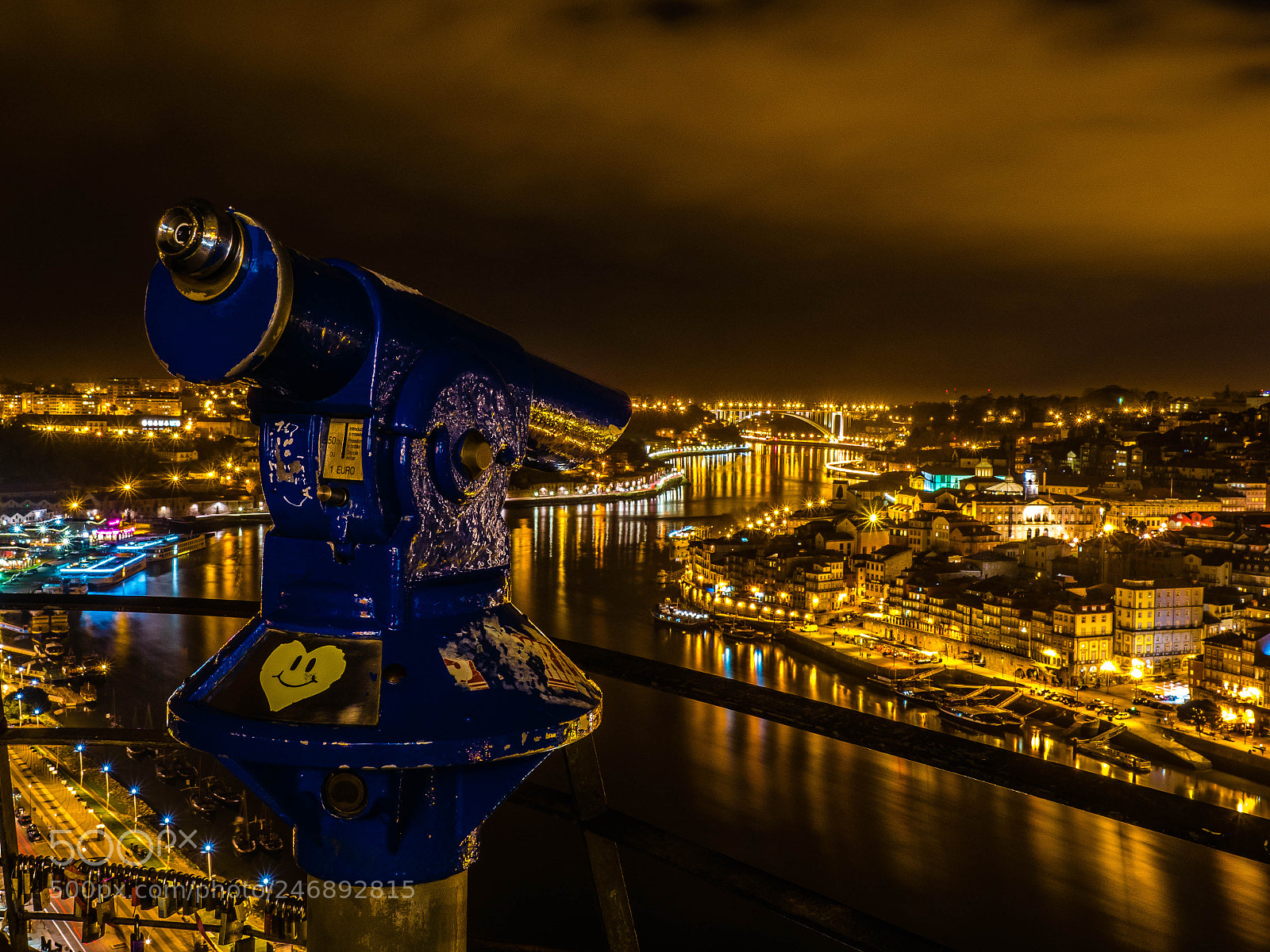 Olympus OM-D E-M5 II sample photo. Smile over the douro photography