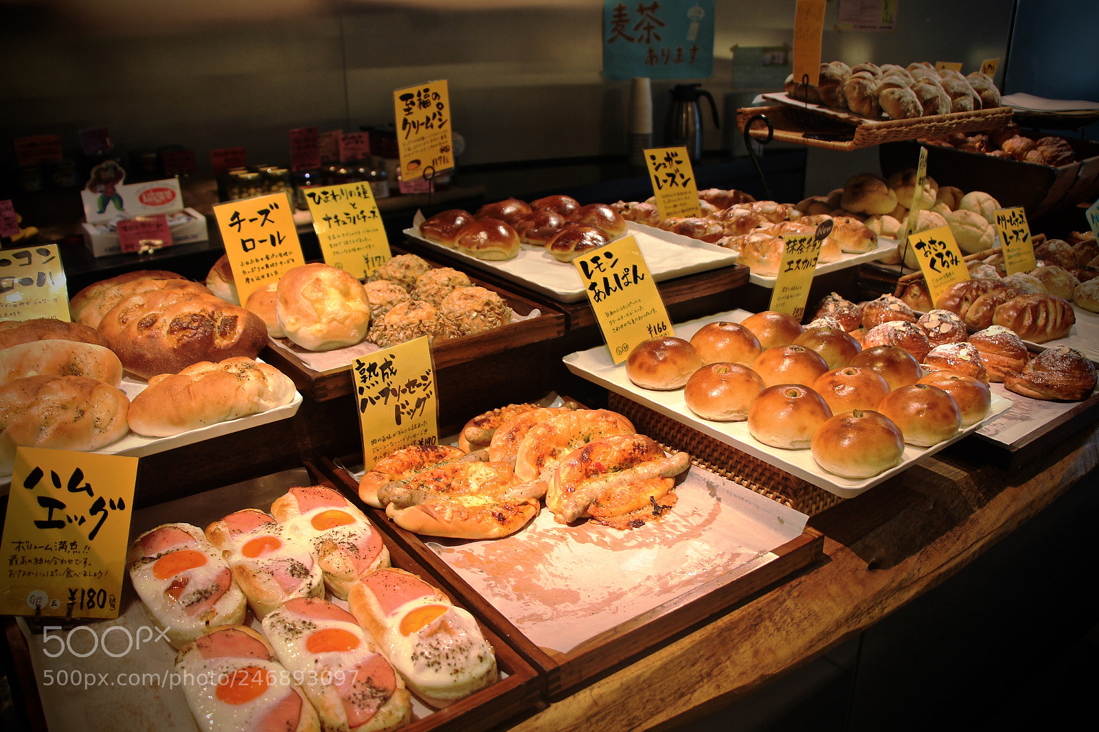 Canon EOS 650D (EOS Rebel T4i / EOS Kiss X6i) sample photo. My favorite japanese bakery photography