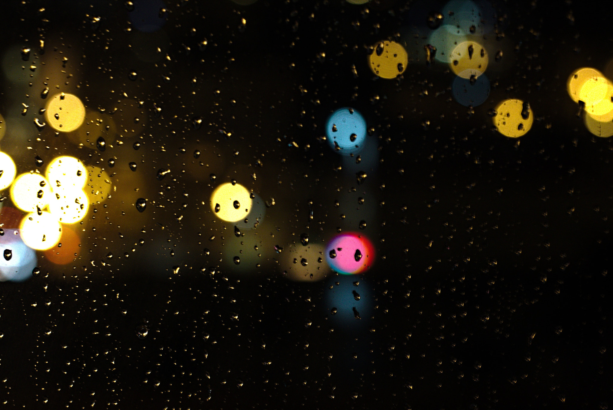 Canon EOS 70D + Canon EF 40mm F2.8 STM sample photo. Rain on the window photography