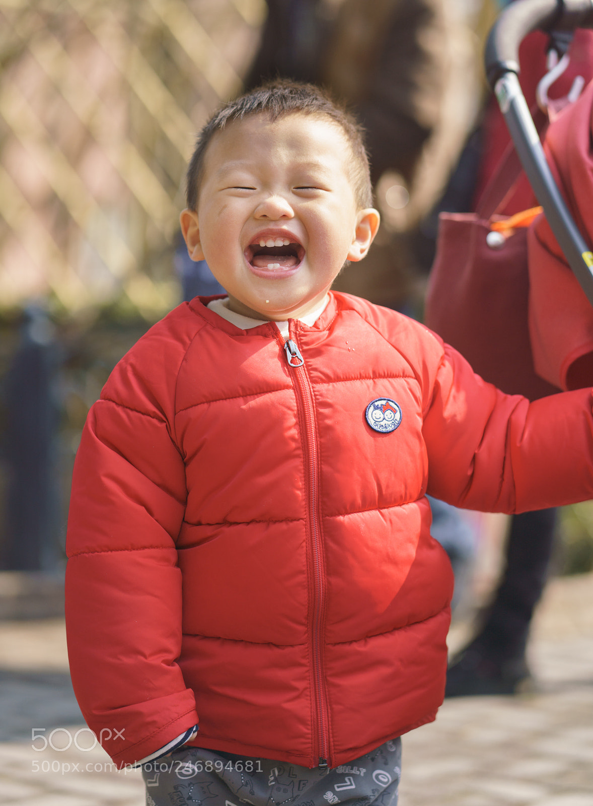Sony a7R III sample photo. He is very happy! photography