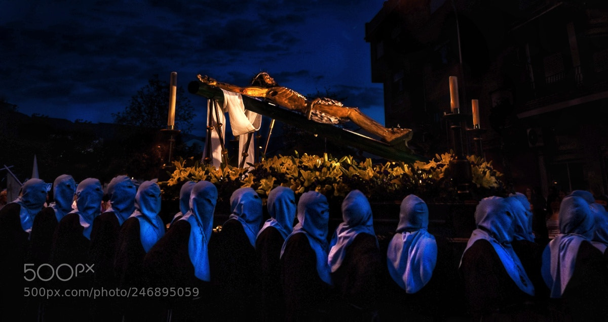 Sony Alpha DSLR-A330 sample photo. Semana santa photography