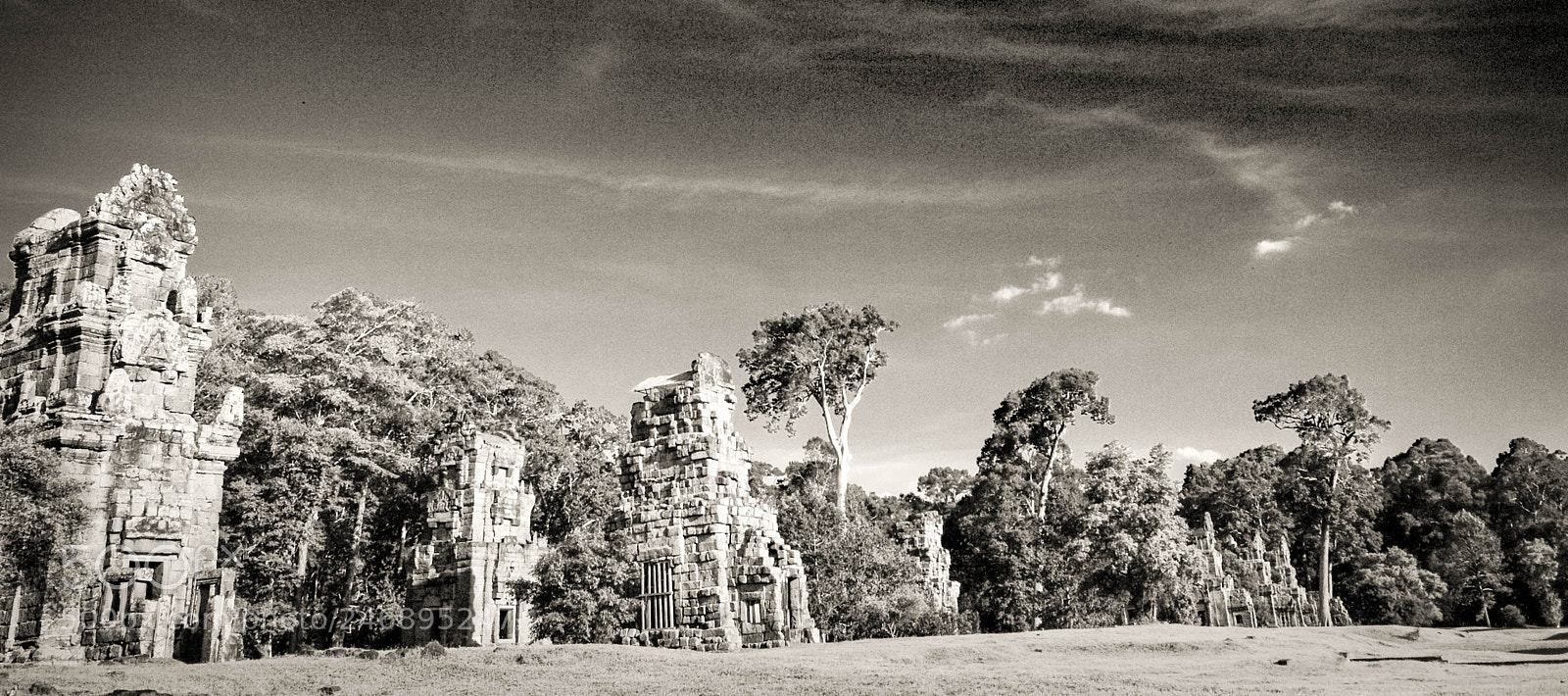 Olympus E-510 (EVOLT E-510) sample photo. Angkor wat photography