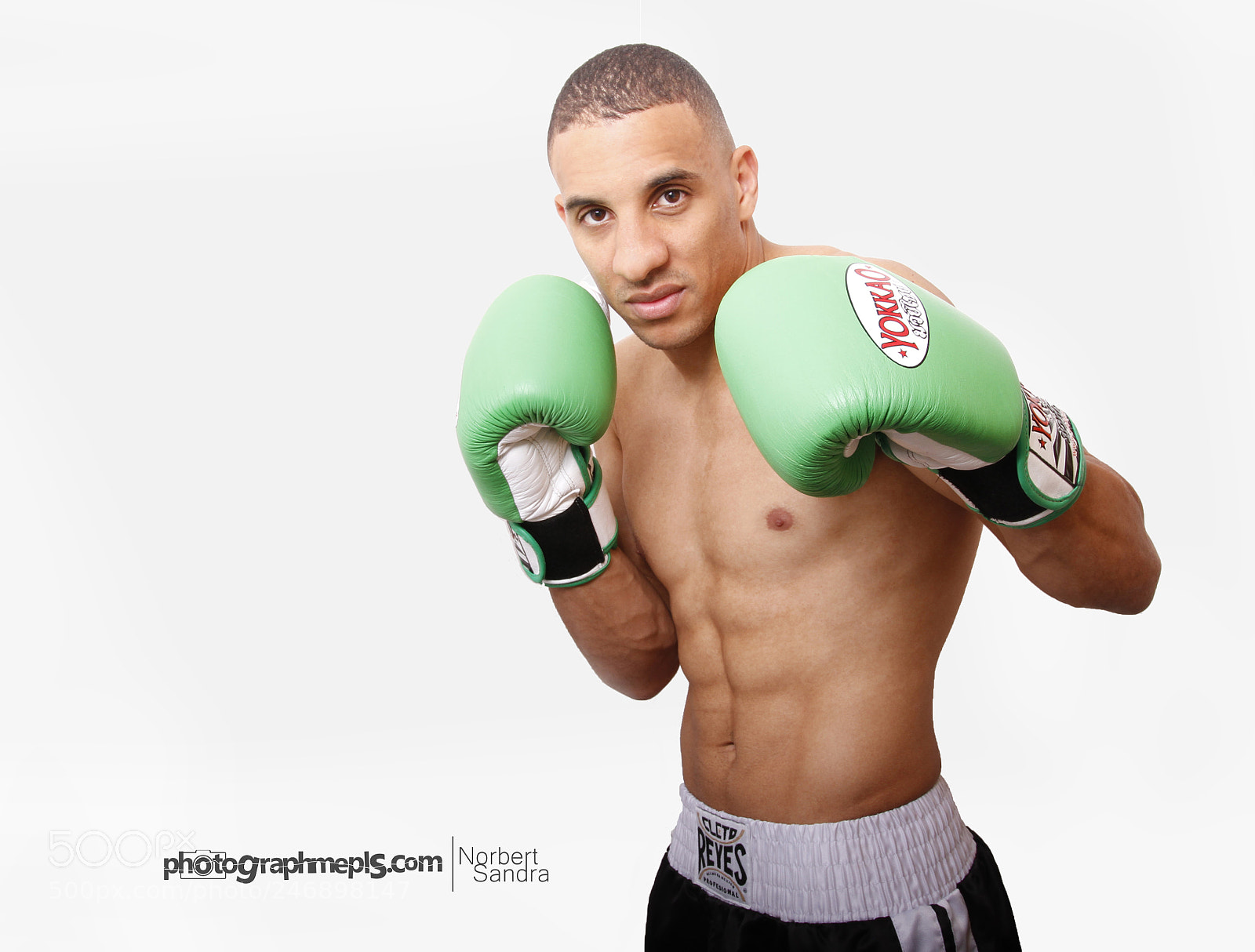 Canon EOS 7D sample photo. Ready to fight, be photography