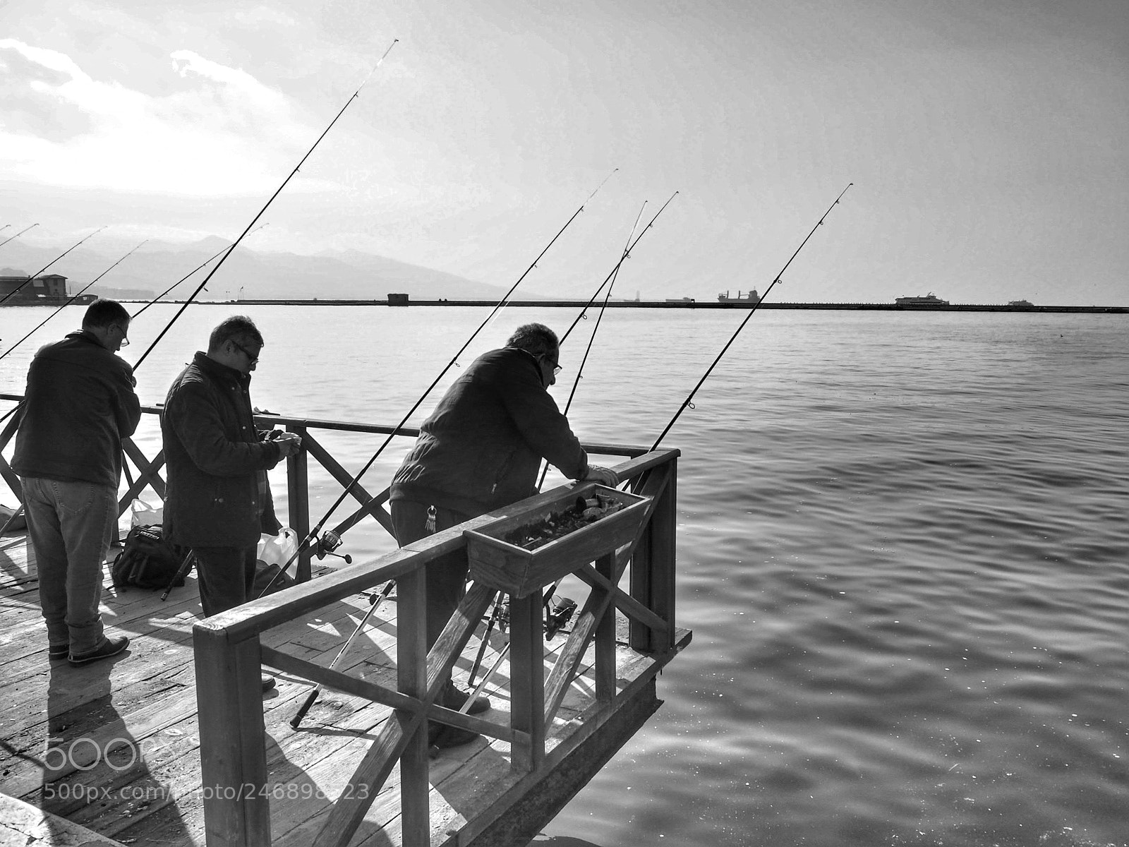 Olympus OM-D E-M10 III sample photo. Fishermen | izmir photography