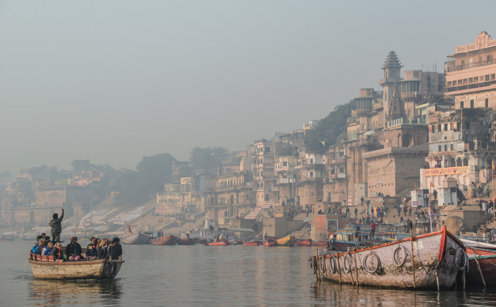 Varanasi (von ) by Robert Dziwnik on 500px.com