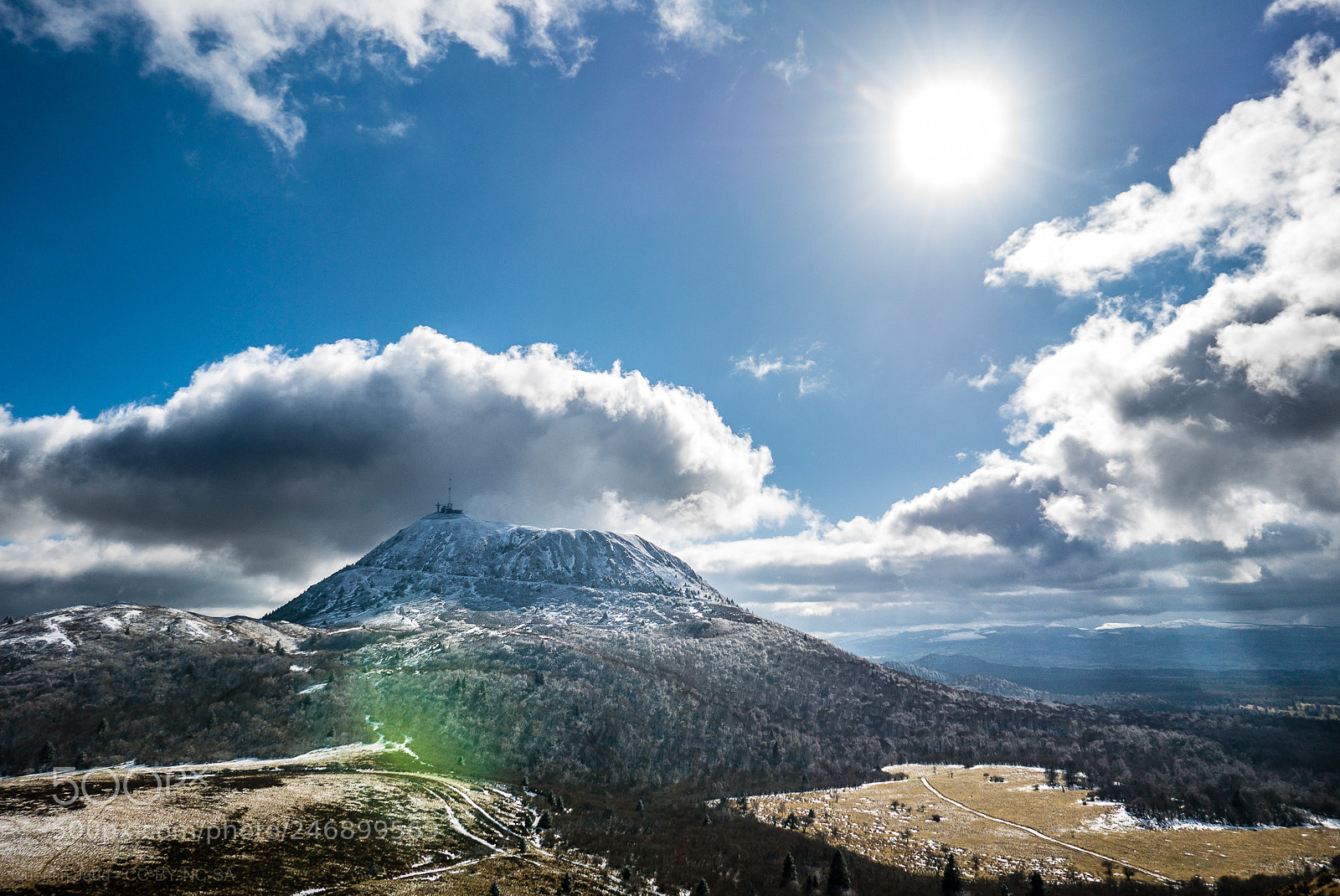 Panasonic Lumix DMC-LX100 sample photo. Snowy volcano photography
