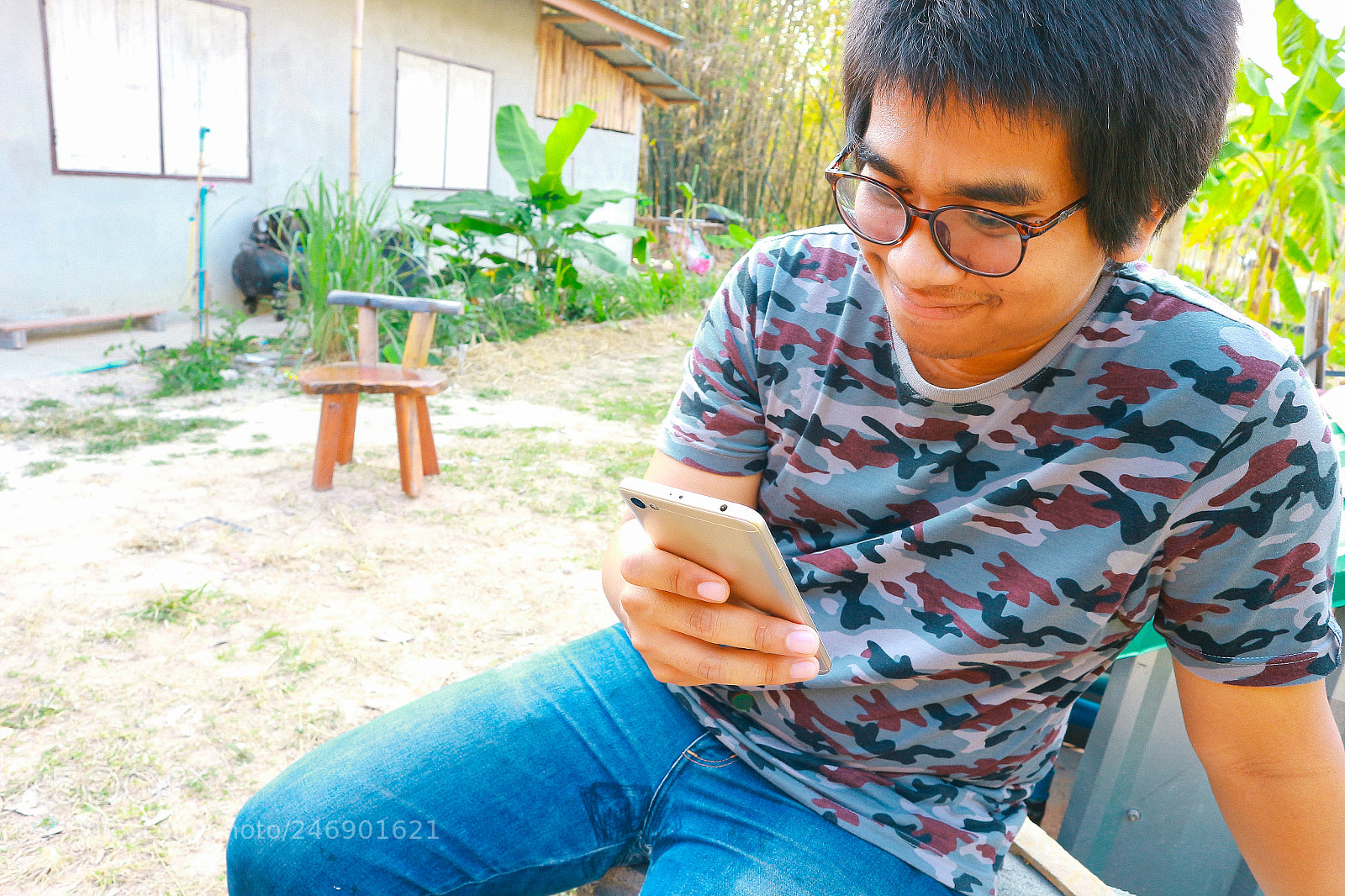 Canon EOS M10 sample photo. Brown skin soldier smile photography