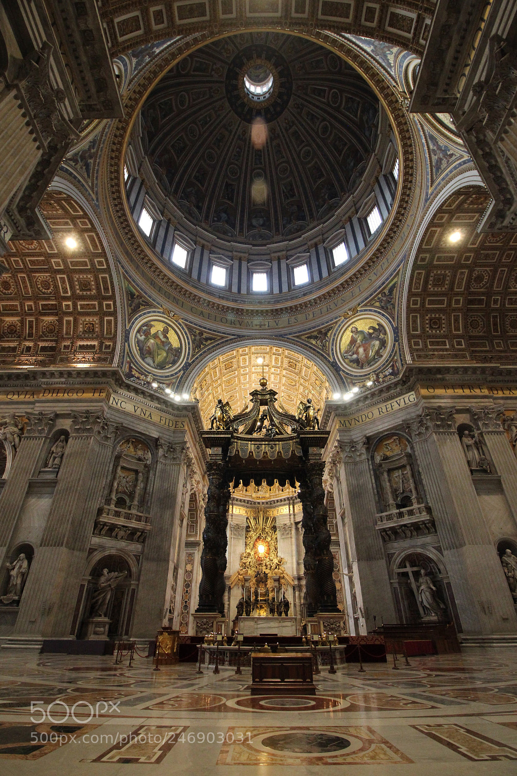 Canon EOS 600D (Rebel EOS T3i / EOS Kiss X5) sample photo. St peters basilica in photography