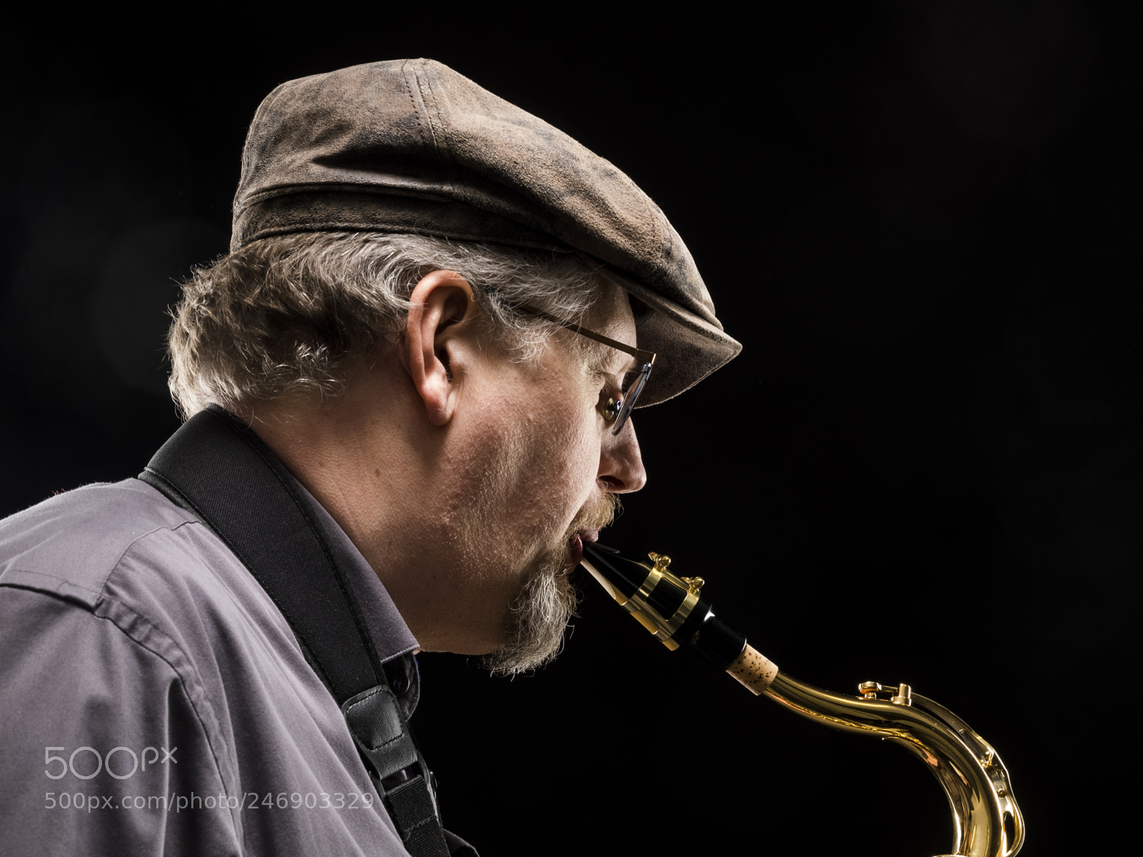 Olympus OM-D E-M1 sample photo. Sax player photography