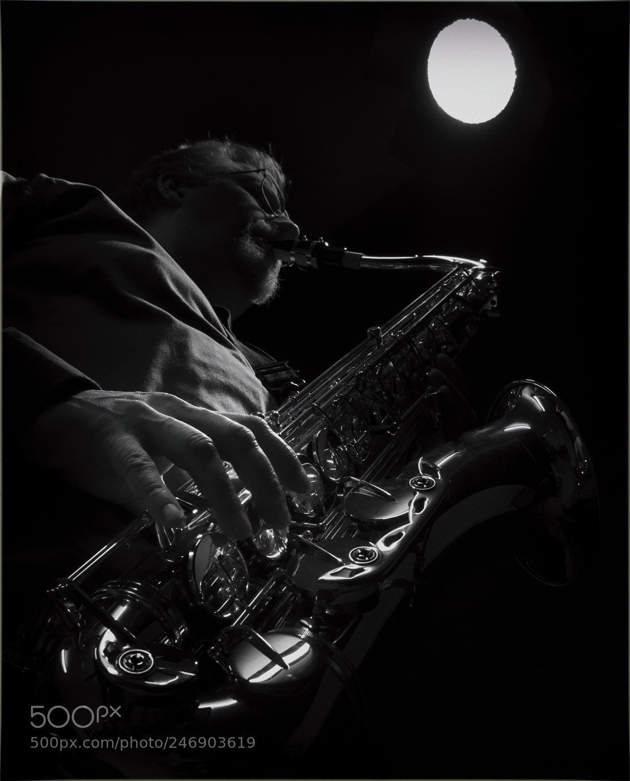 Olympus OM-D E-M1 sample photo. Sax player photography