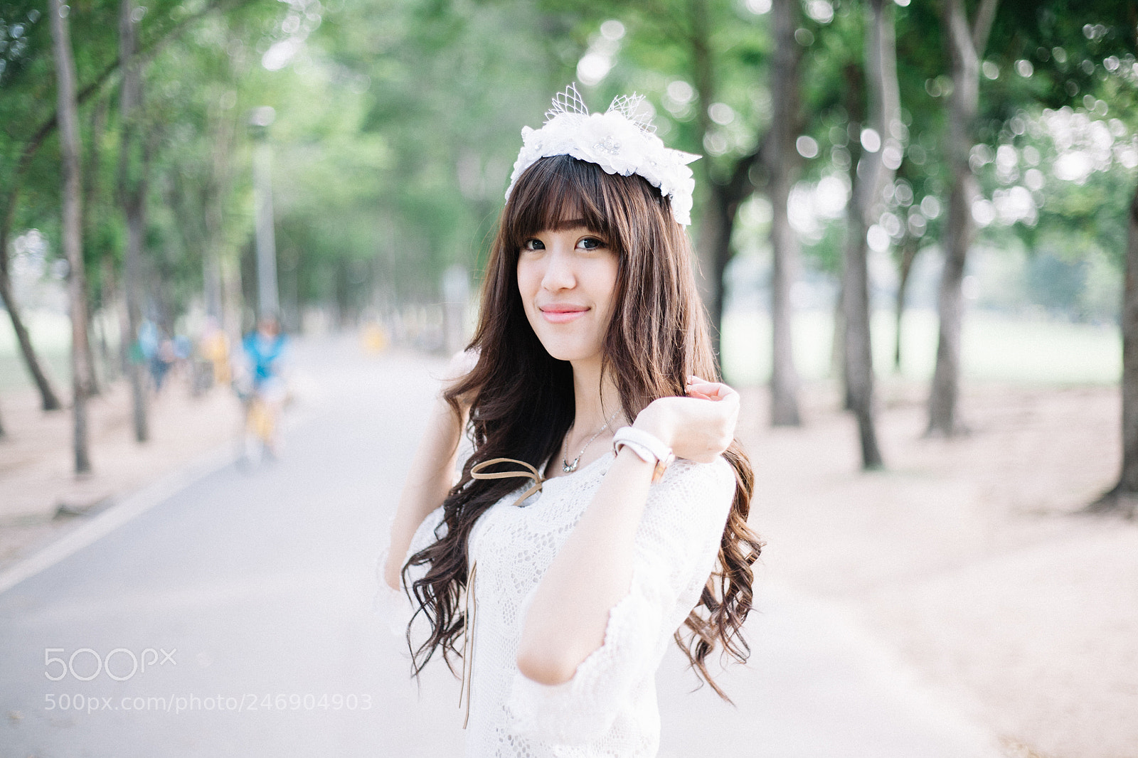 Canon EOS 5D sample photo. Beauty girl in wedding photography