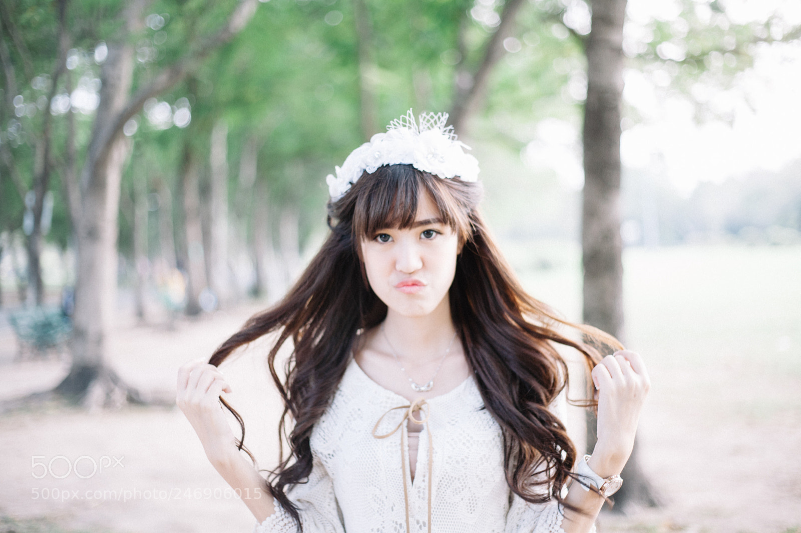 Canon EOS 5D sample photo. Beauty girl in wedding photography