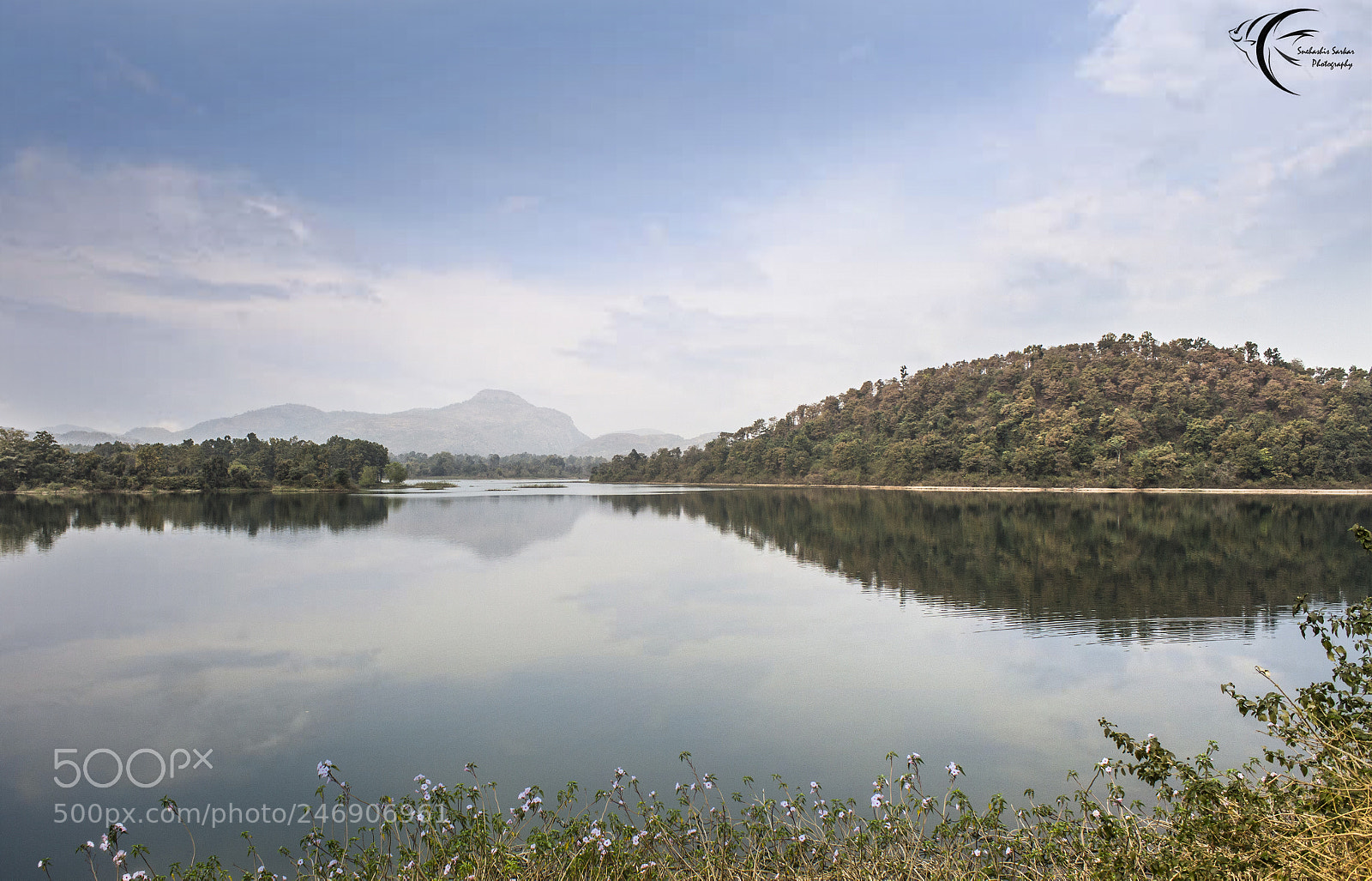 Canon EOS 700D (EOS Rebel T5i / EOS Kiss X7i) sample photo. Reflection of the cloudscape. photography