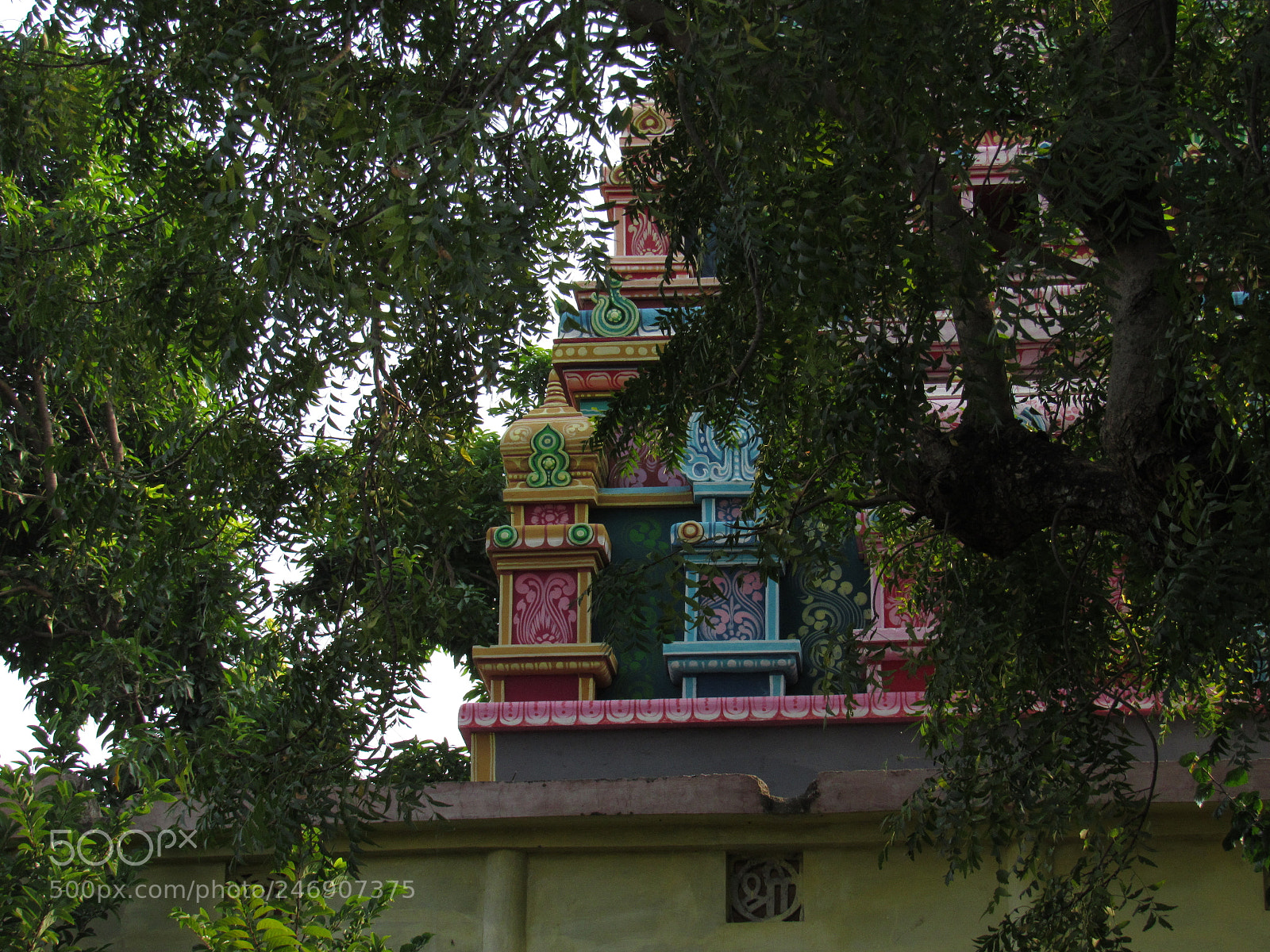 Canon PowerShot SX520 HS sample photo. Temple gumbad photography