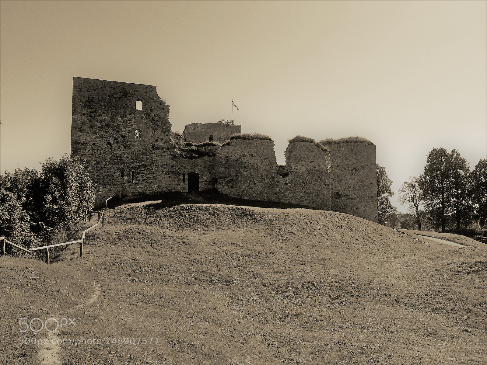 Apple iPhone 5s sample photo. Castle of bauska photography