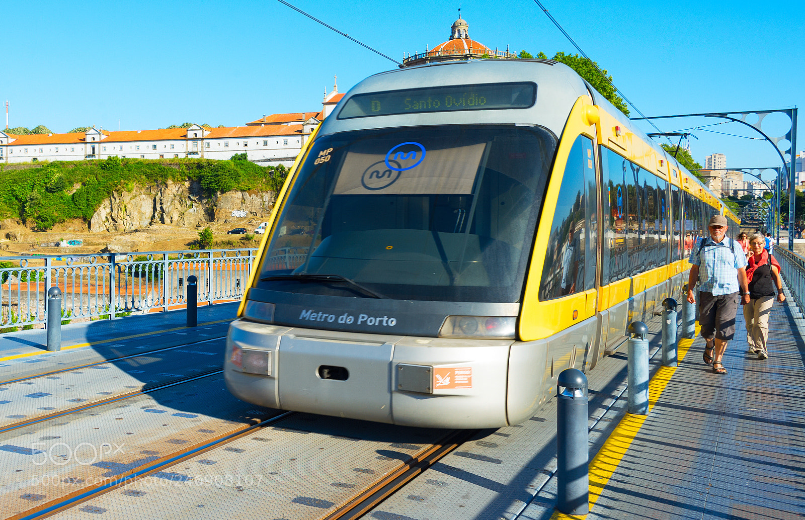 Nikon Df sample photo. Porto metro train on photography