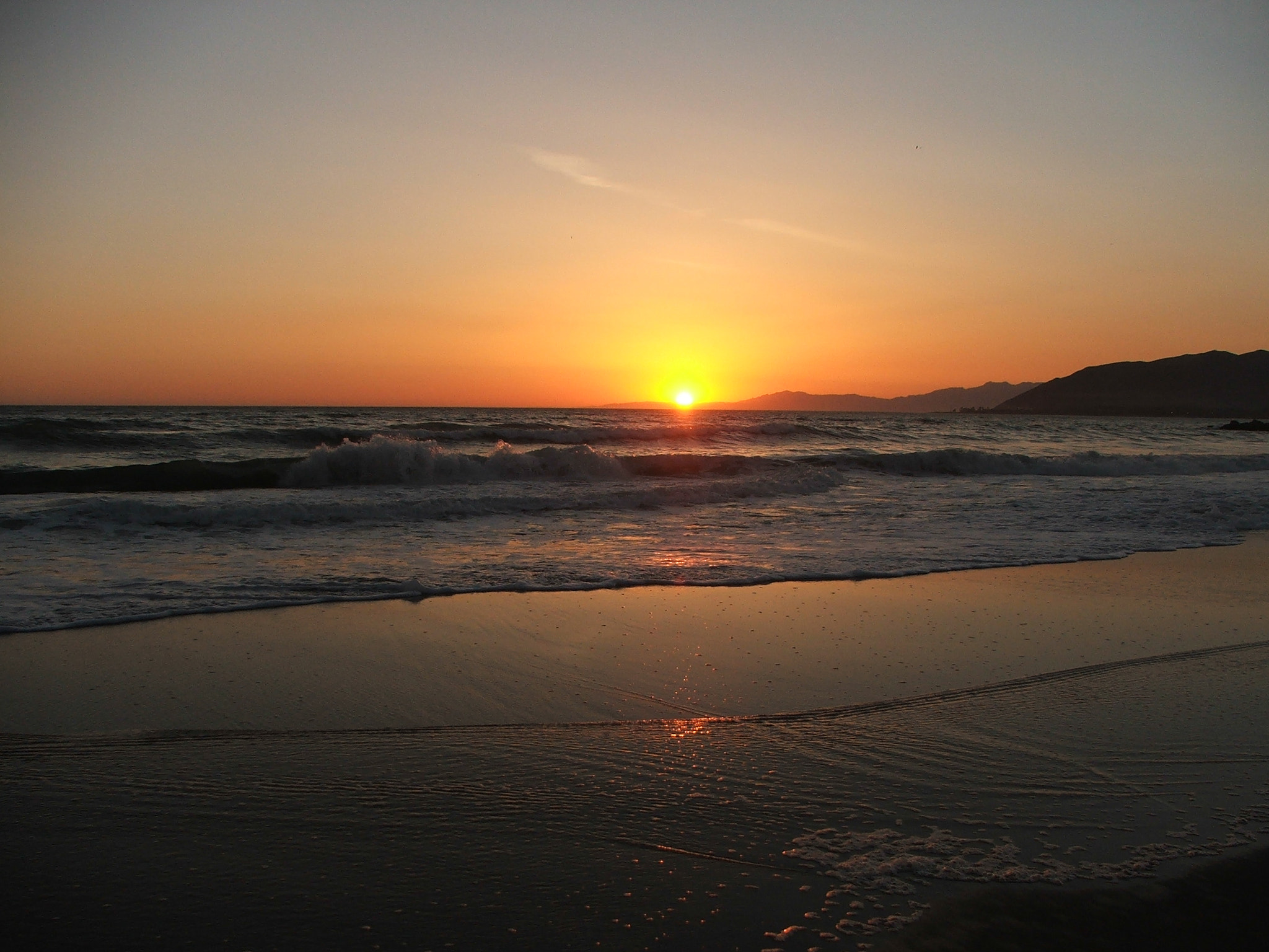 Fujifilm FinePix S5100 sample photo. Ventura sunset photography