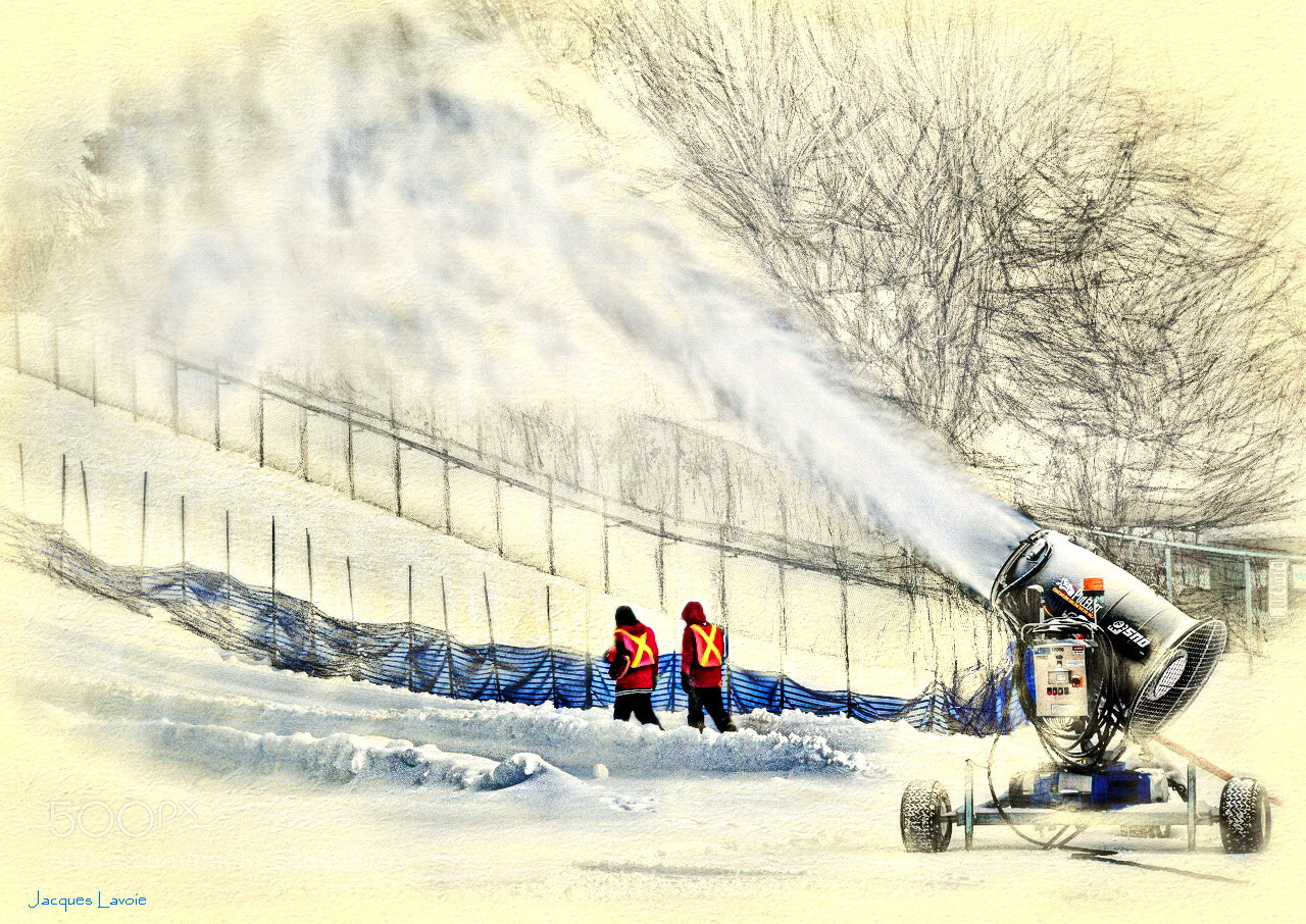 Nikon D300 sample photo. Les skieurs arrivent skier photography