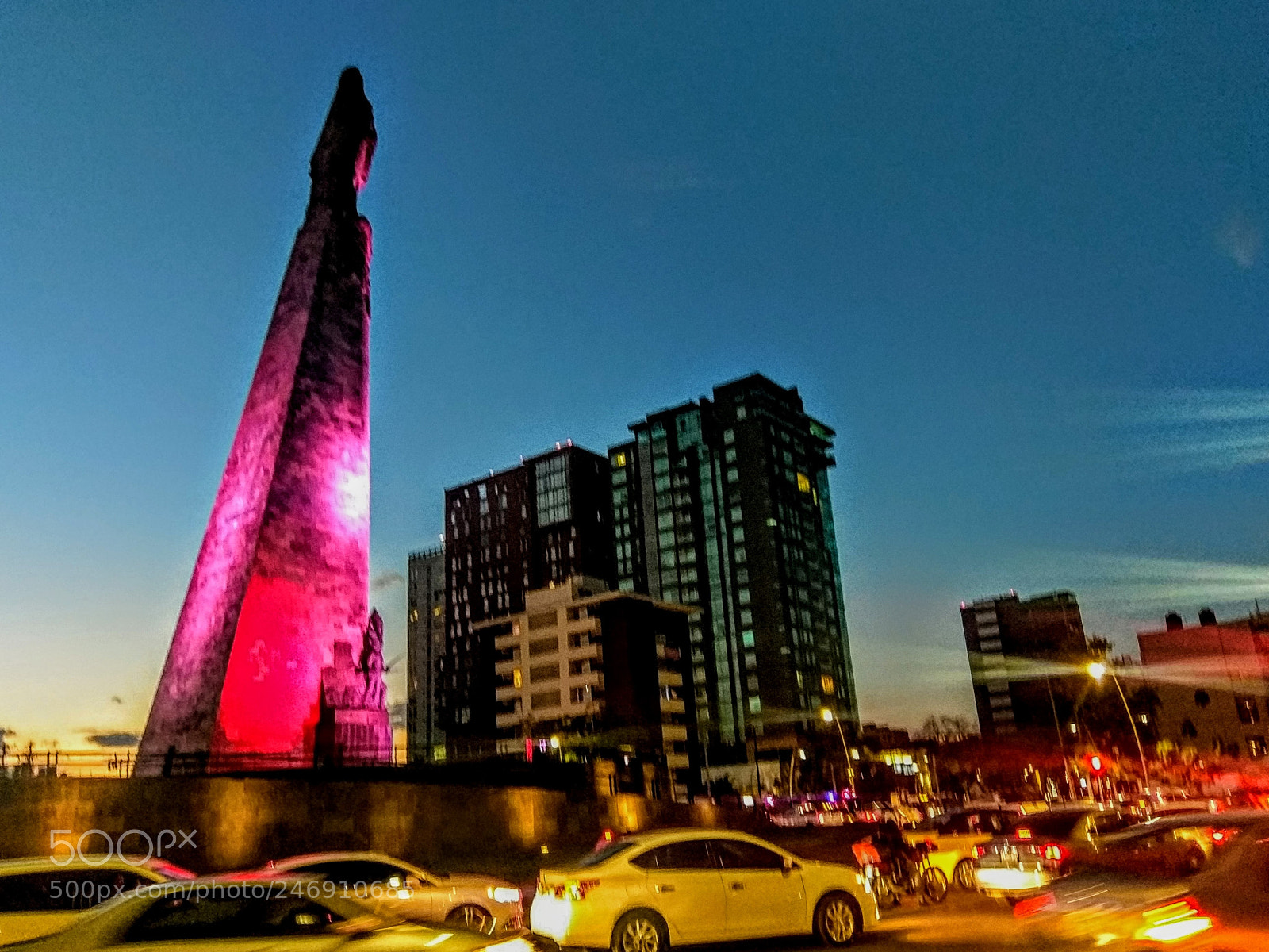 HTC 10 sample photo. Glorieta ni os heroes photography