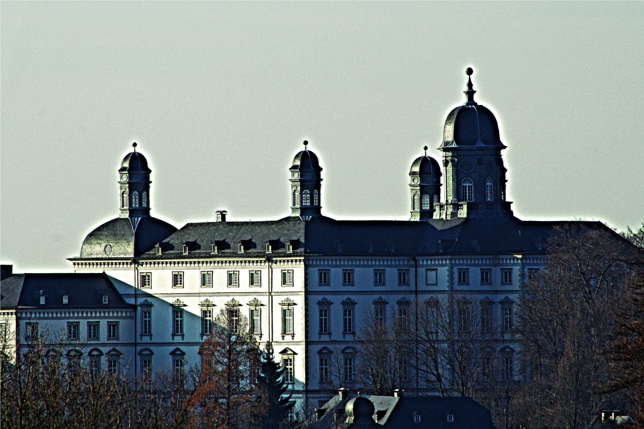 EF75-300mm f/4-5.6 sample photo. Castle bensberg photography