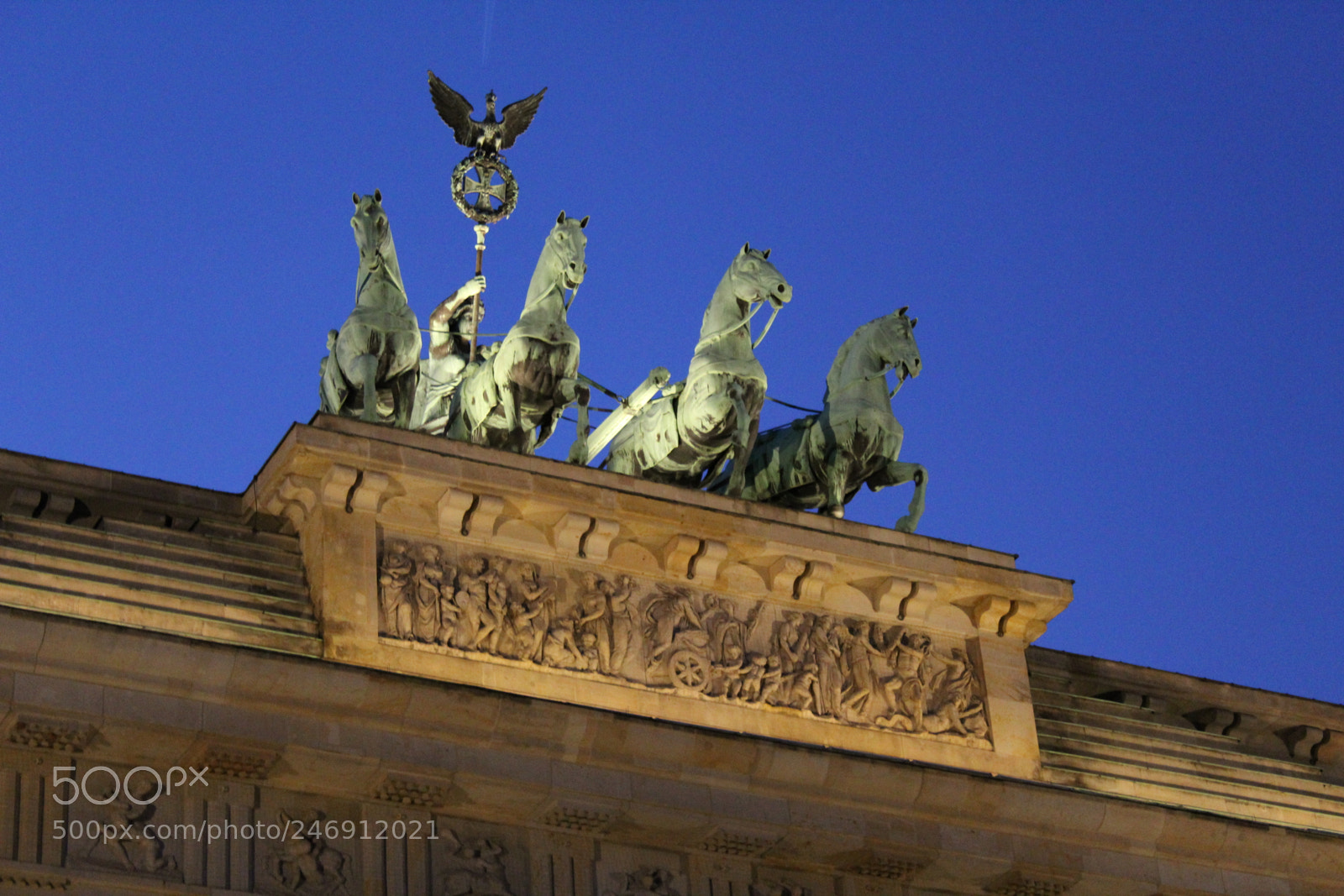Canon EF-S 18-55mm F3.5-5.6 III sample photo. Quadriga brandenburger tor bei photography