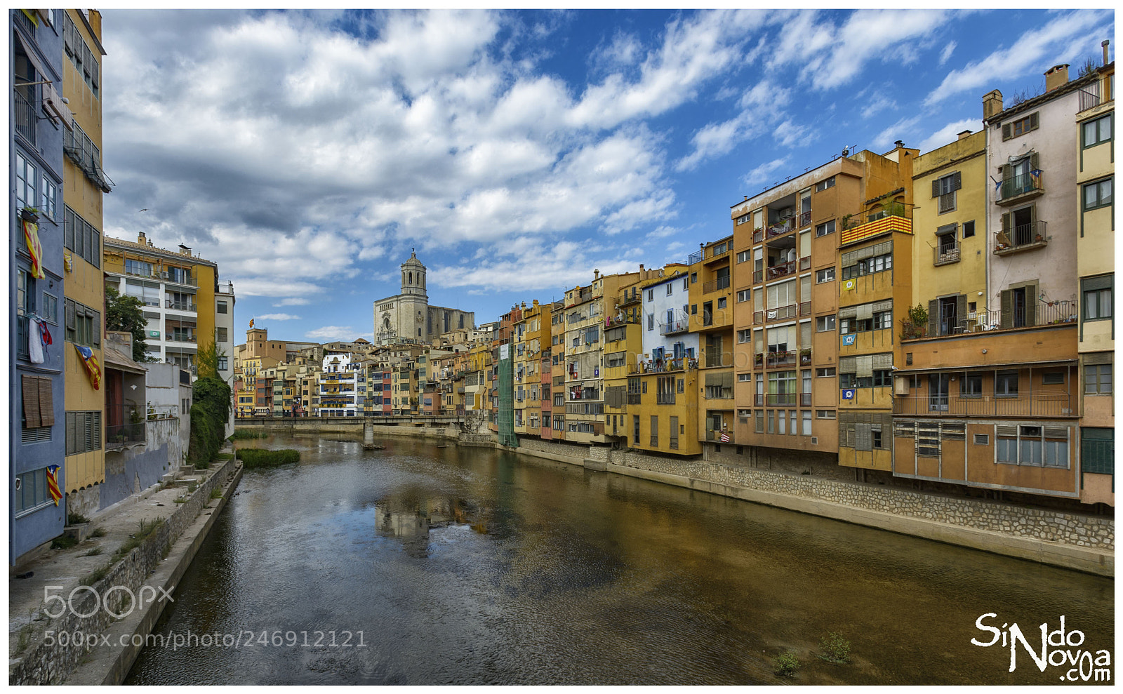 Nikon D5200 sample photo. Los colores de girona photography