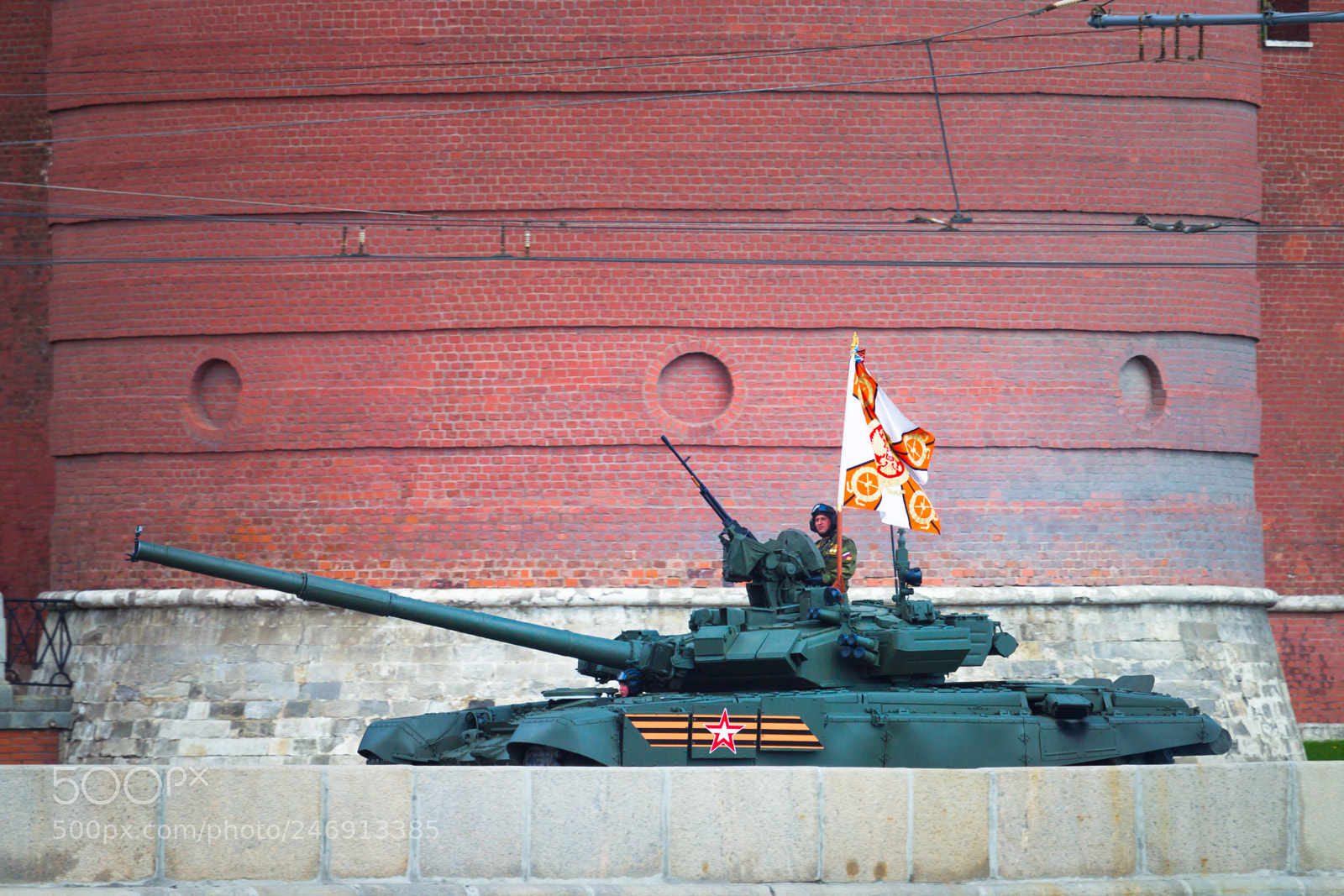 Canon EOS-1D Mark IV sample photo. Russia, moscow, may 7 photography