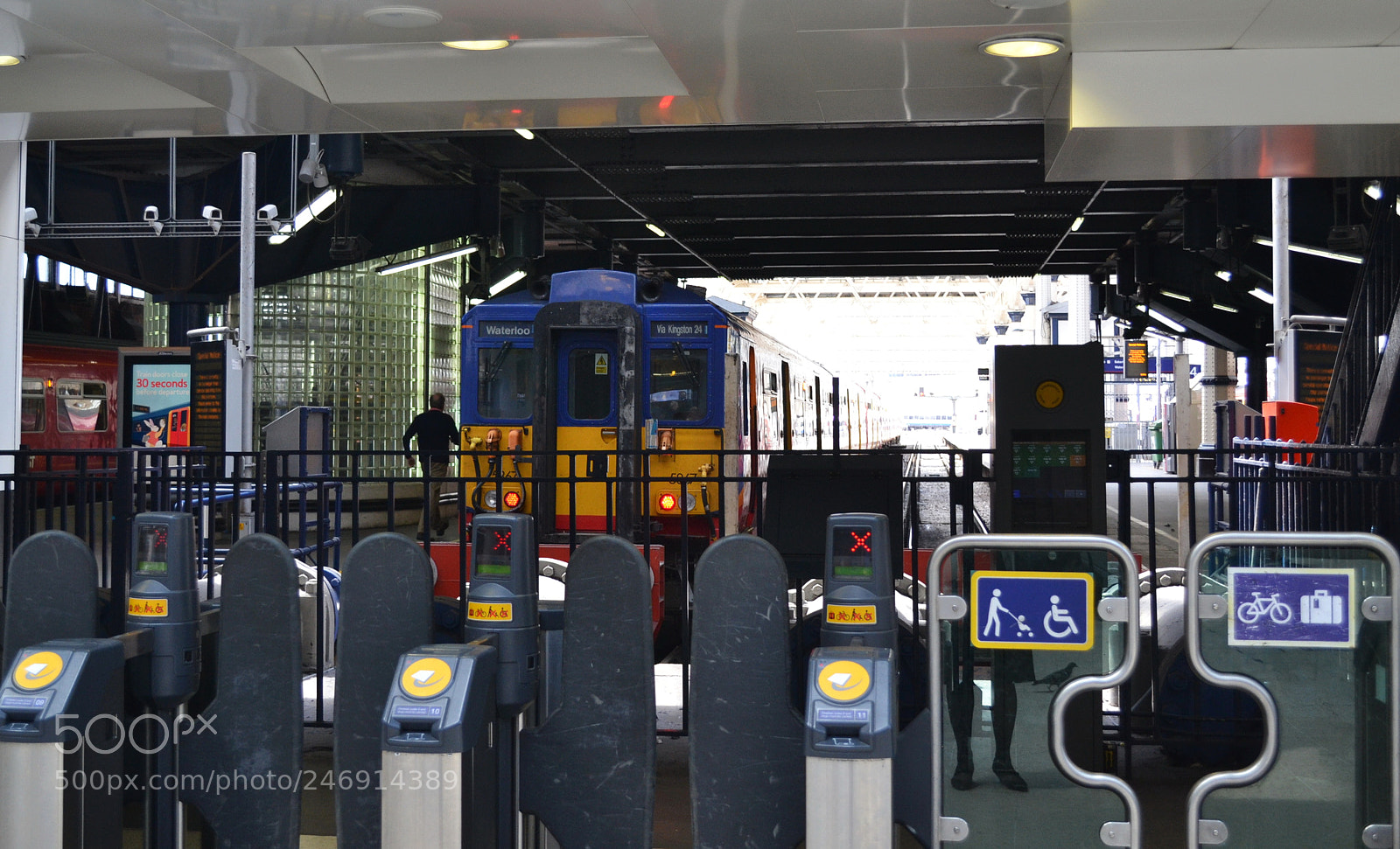 Nikon D3100 sample photo. London waterloo photography