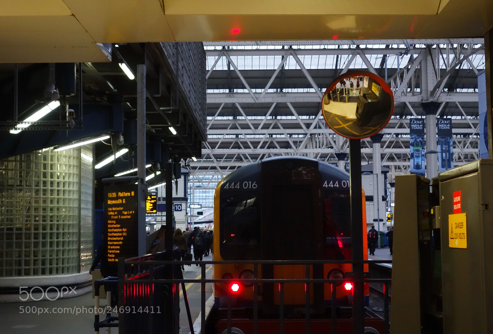 Sony Cyber-shot DSC-RX100 sample photo. London waterloo photography