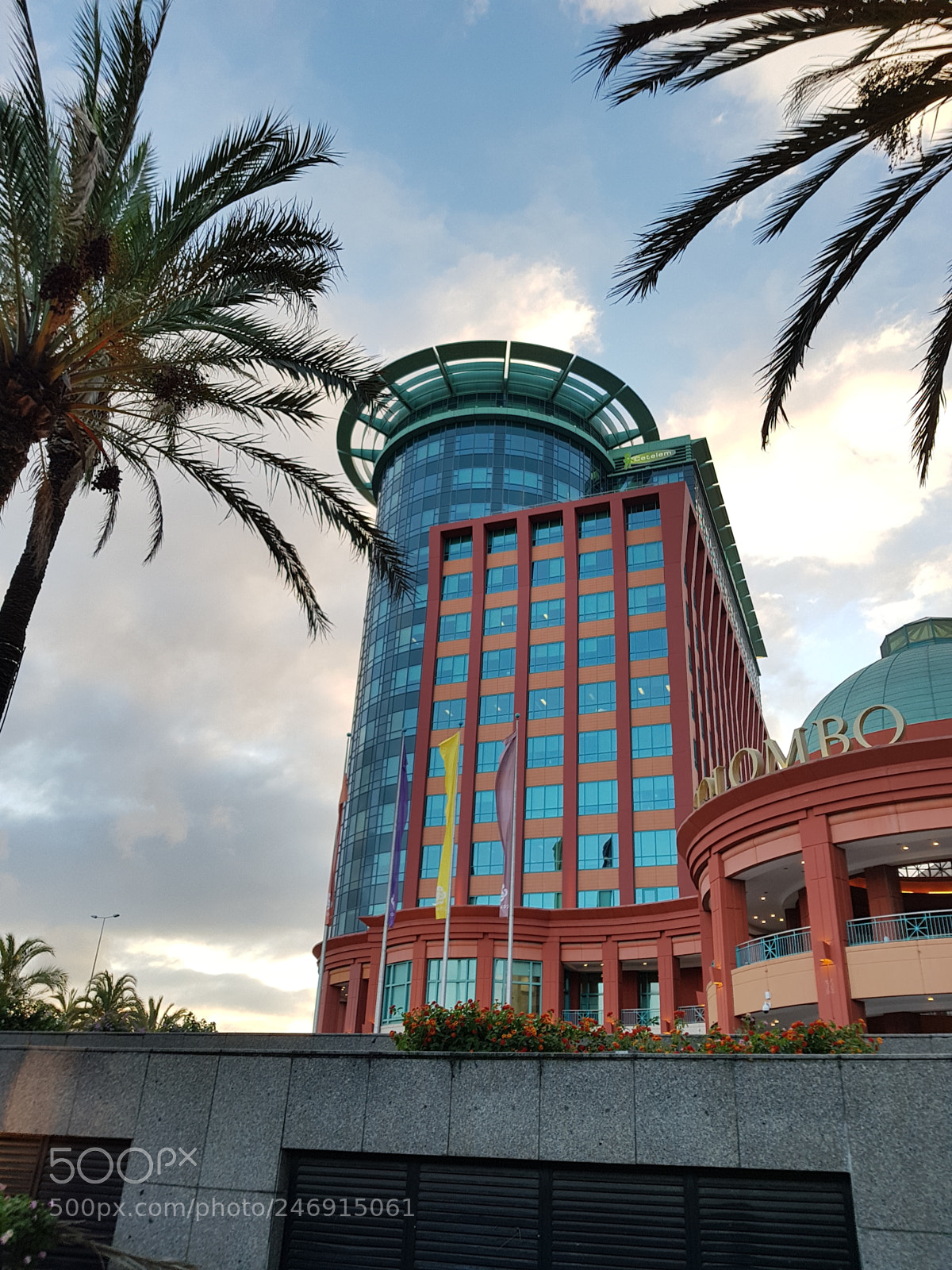 Samsung Galaxy S8+ sample photo. Torre sul cc colombo photography