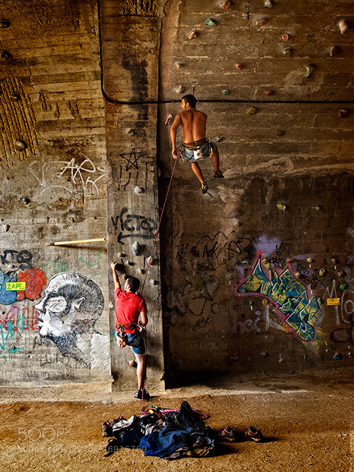 Olympus E-3 sample photo. Escalada en barcelona. photography