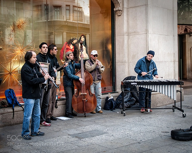 Olympus E-510 (EVOLT E-510) sample photo. Concierto callejero. photography