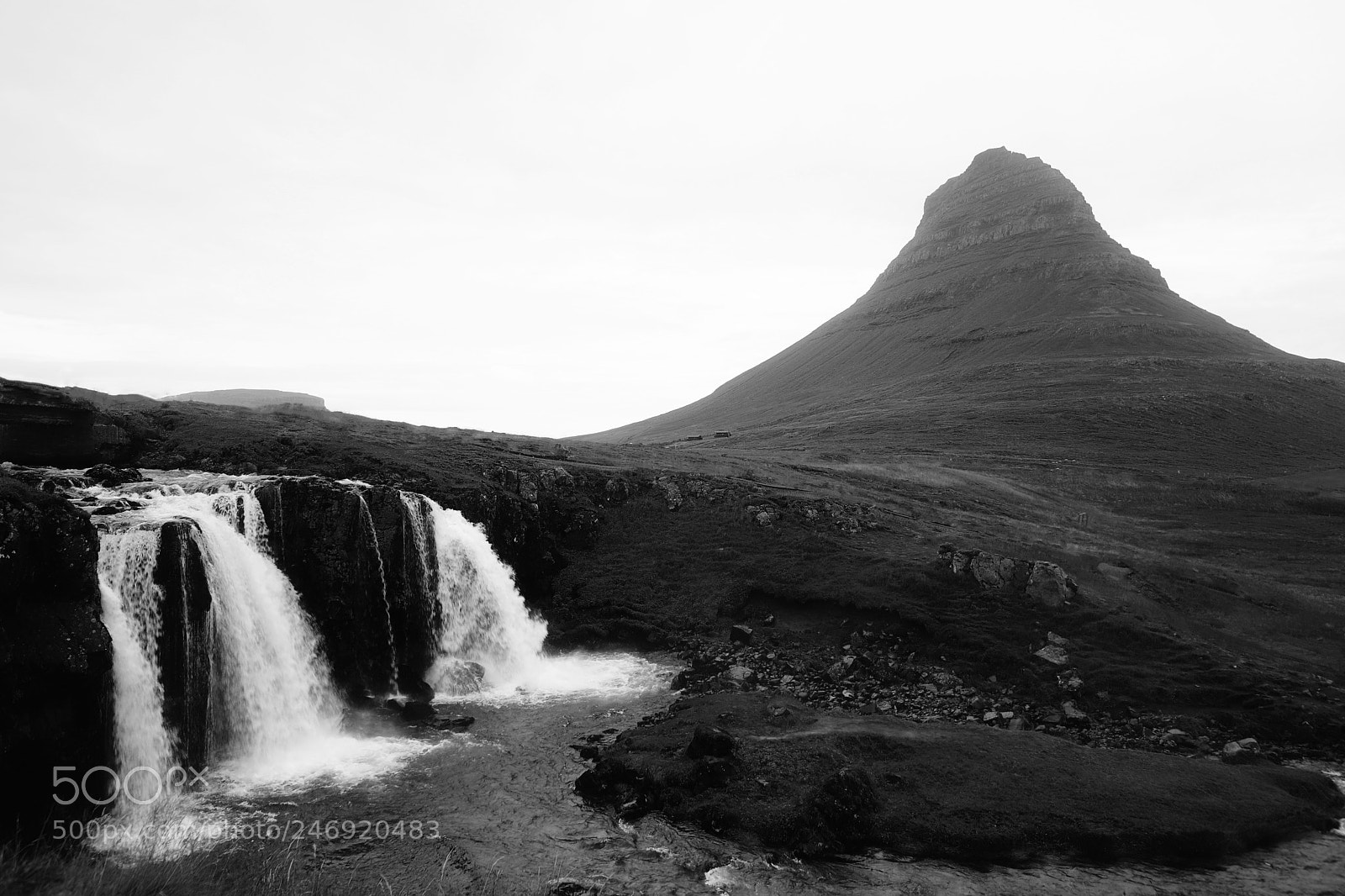 Canon EOS 6D Mark II sample photo. Kirkjufell photography