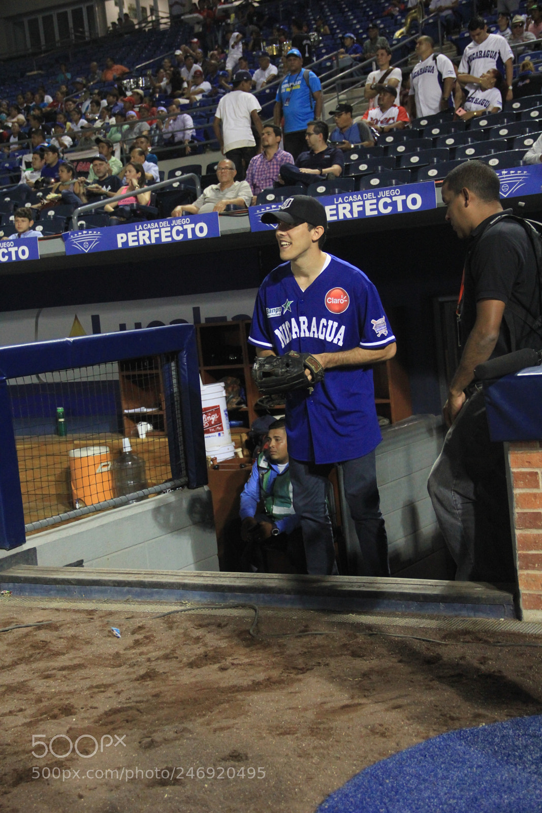 Canon EF-S 18-135mm F3.5-5.6 IS sample photo. Estadio nacional dennis mart photography