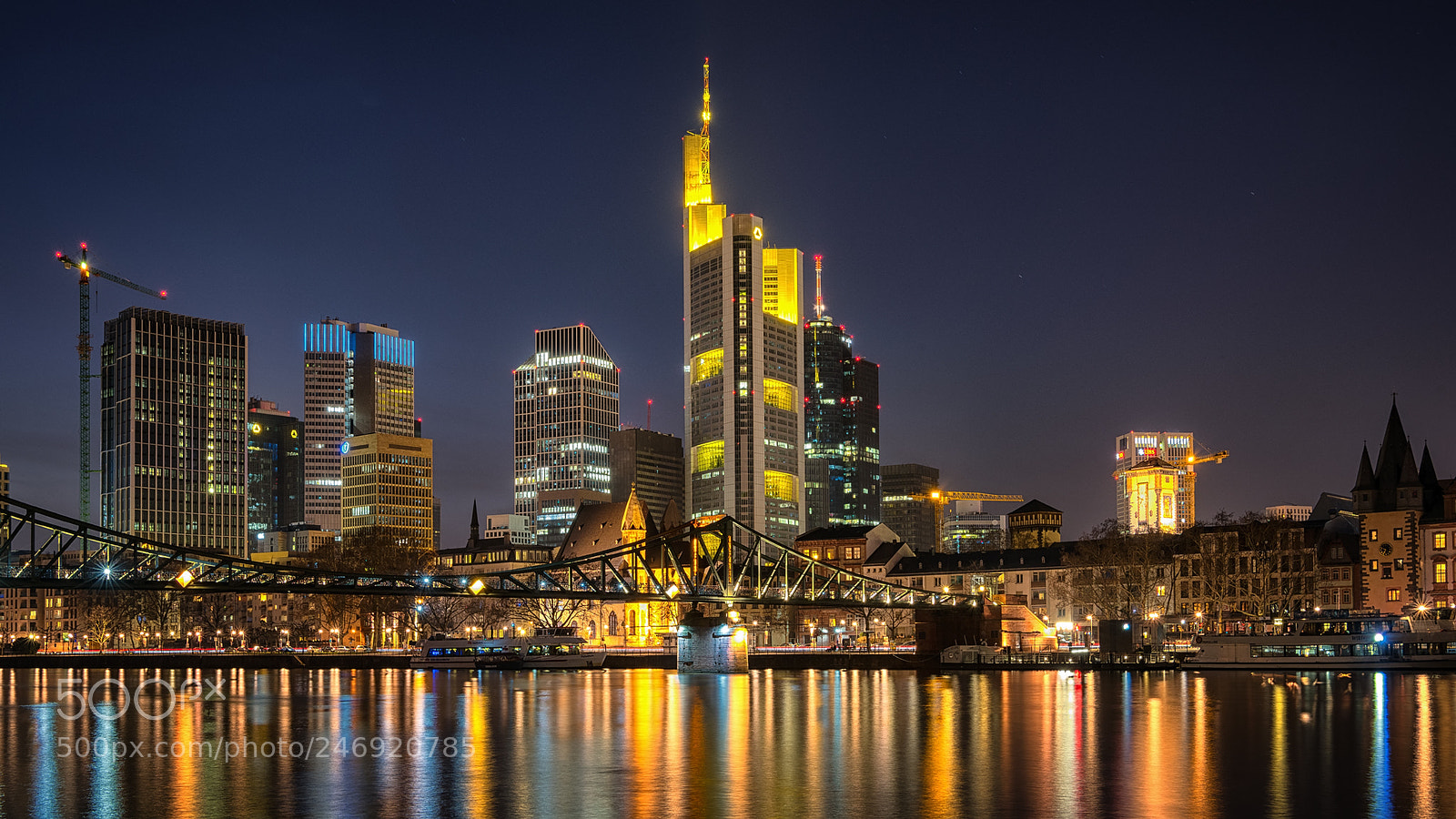 Nikon D810 sample photo. The frankfurt skyline shines photography