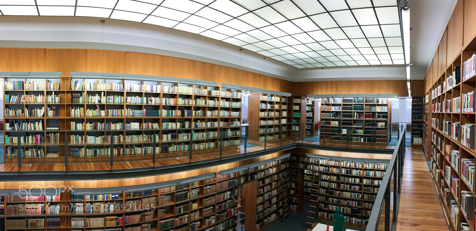 Apple iPhone 6s sample photo. The beauty of books. photography