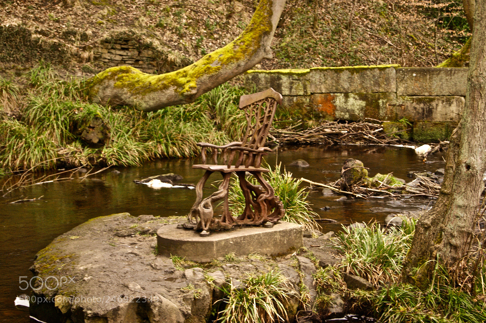 Sony Alpha DSLR-A290 sample photo. Magic chair photography